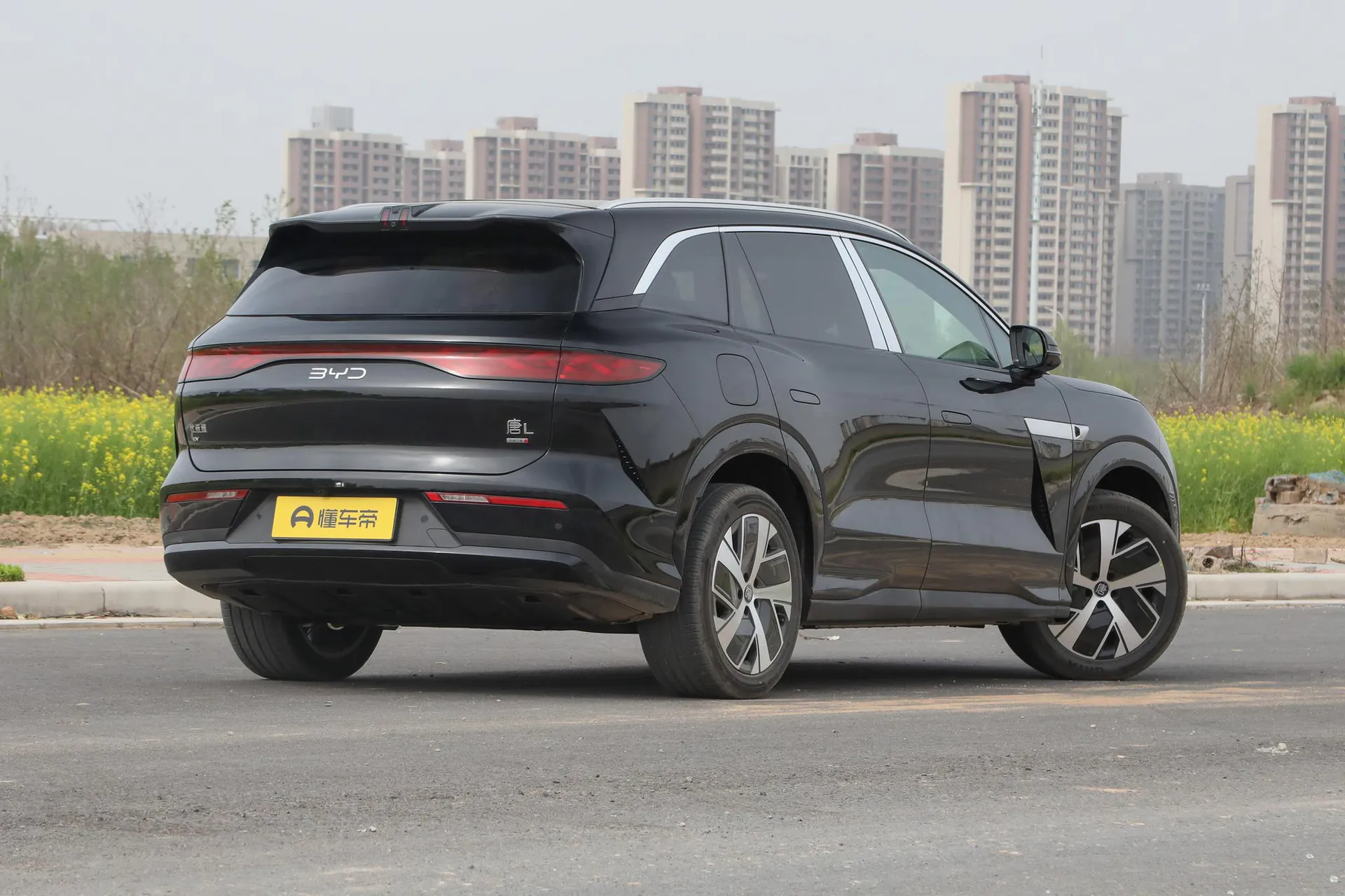  Tang L EV 670 KM RWD LiDAR Prestige