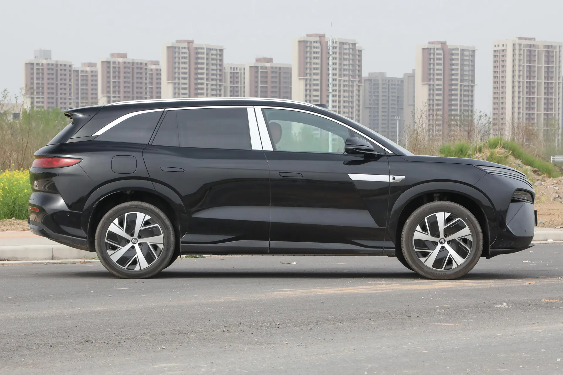 Tang L EV 670 KM RWD LiDAR Prestige