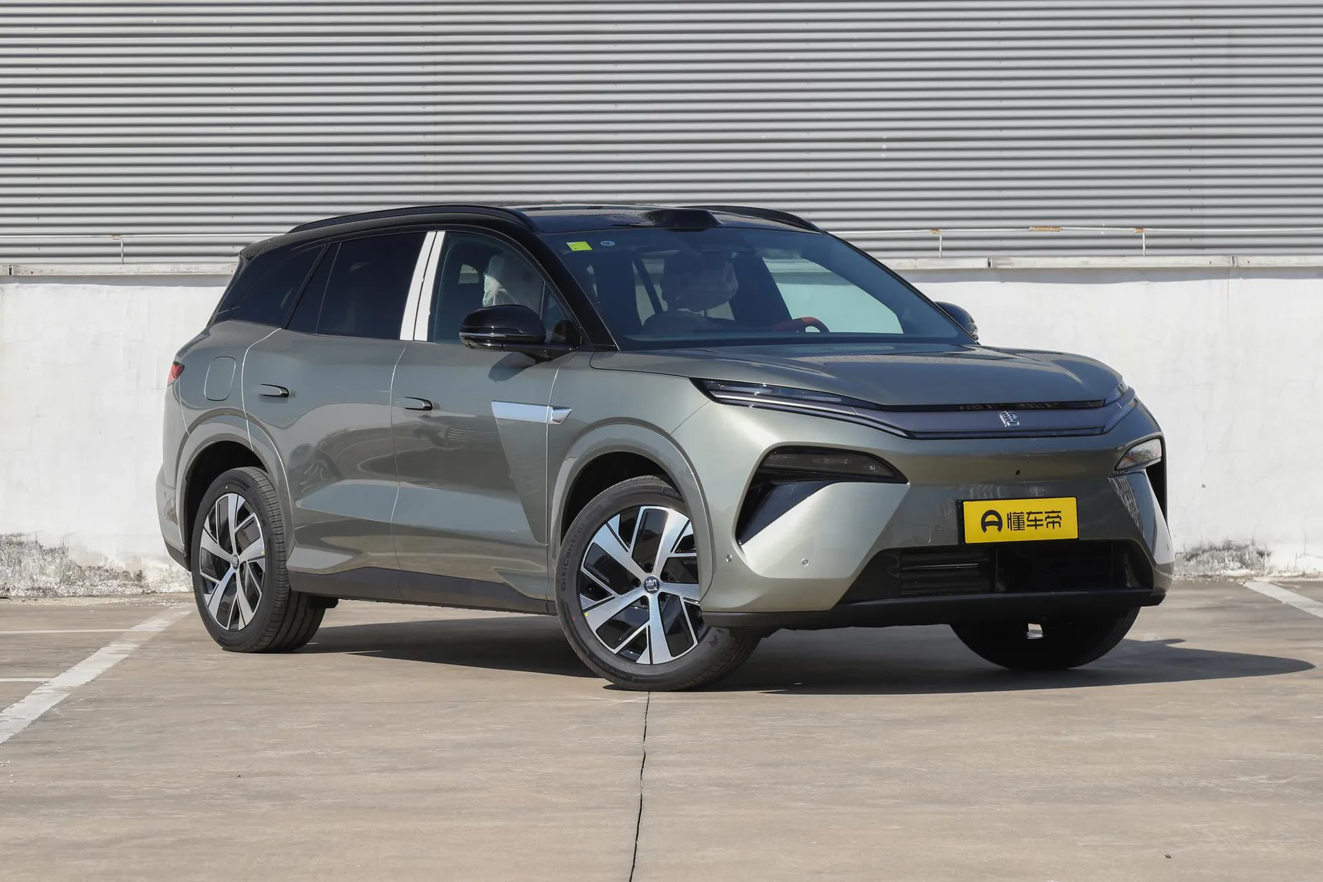  Tang L EV 670 KM RWD LiDAR Prestige