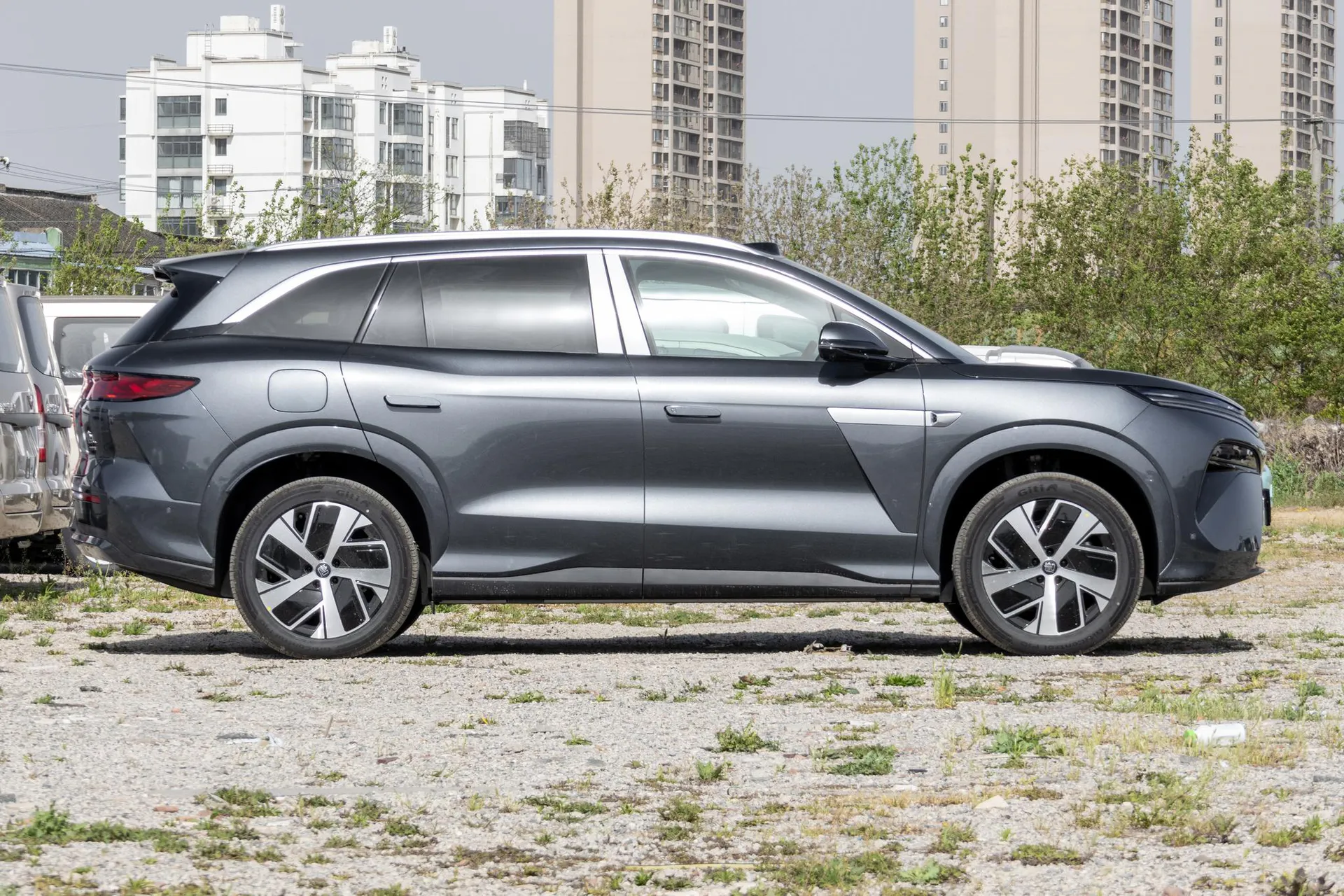  Tang L EV 670 KM RWD LiDAR Prestige