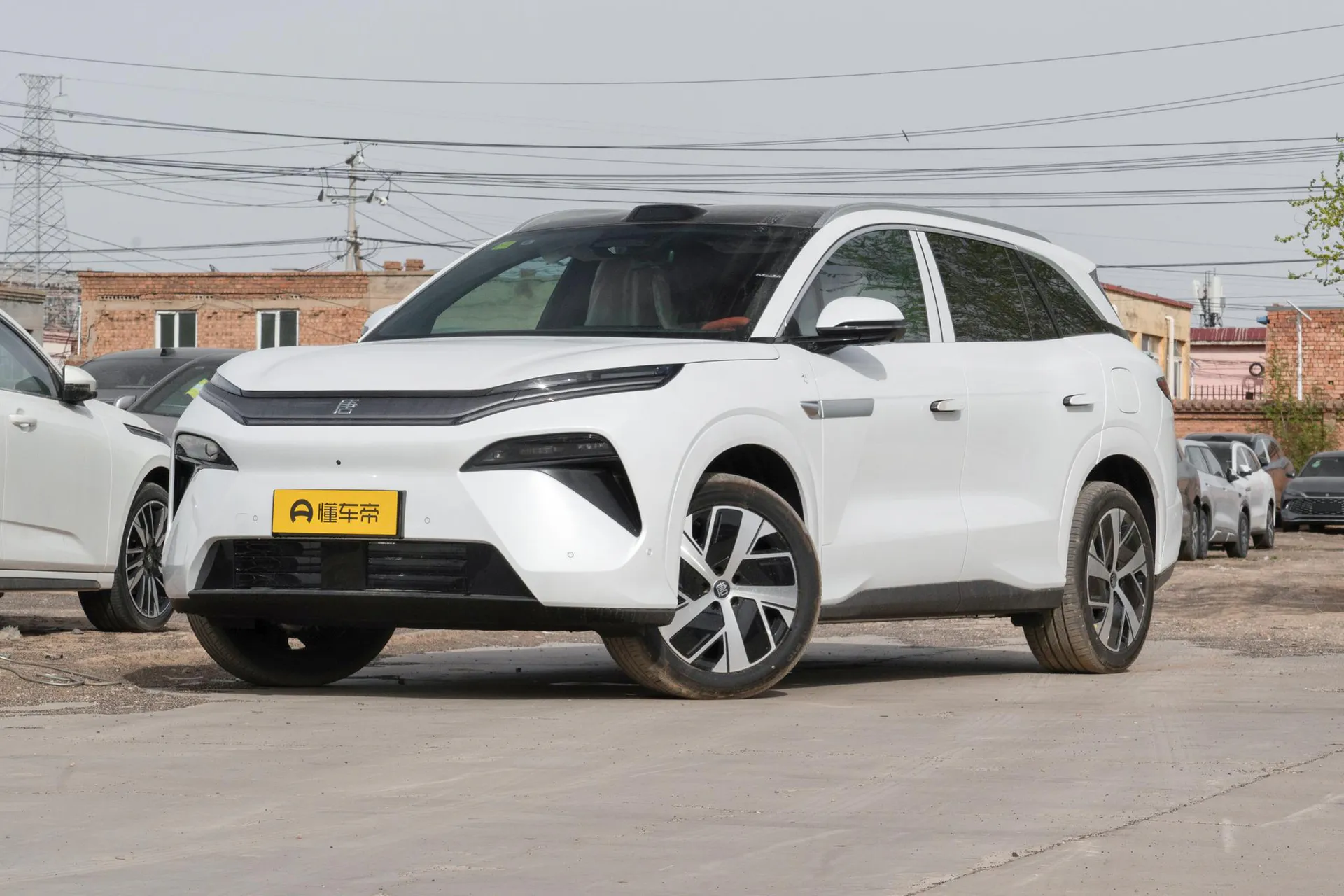  Tang L EV 670 KM RWD LiDAR Prestige