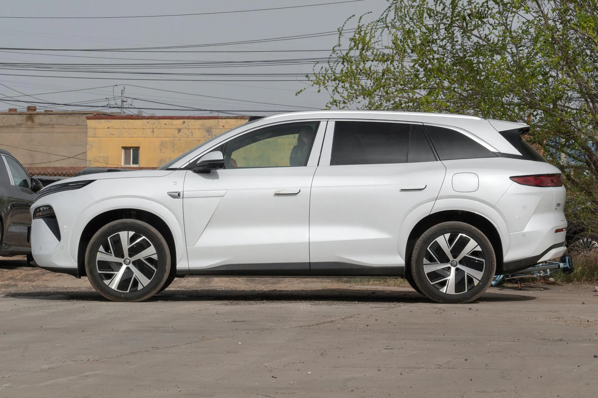  Tang L EV 670 KM RWD LiDAR Prestige