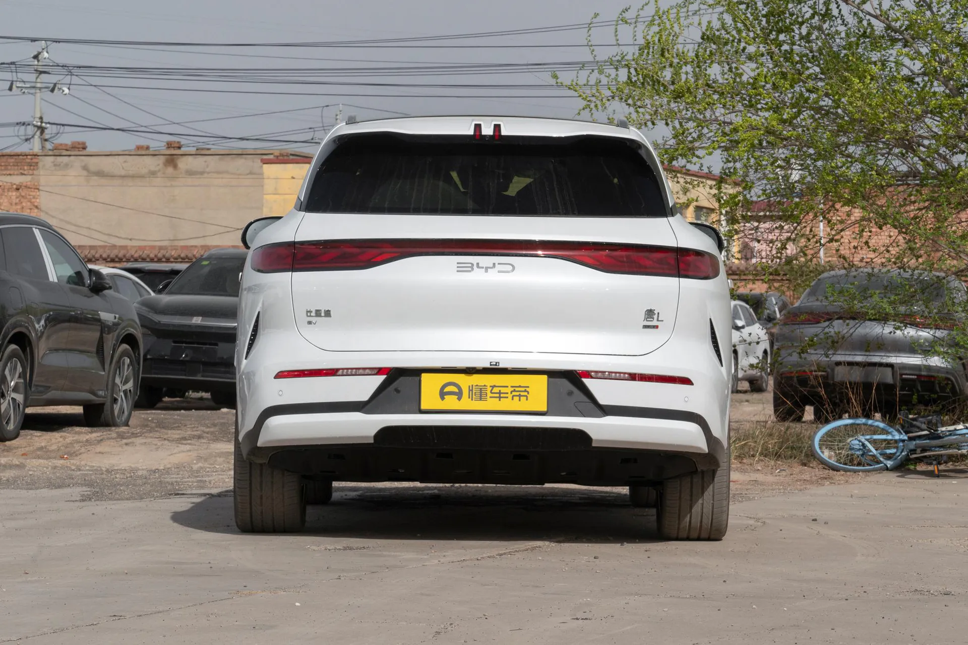  Tang L EV 670 KM RWD LiDAR Prestige