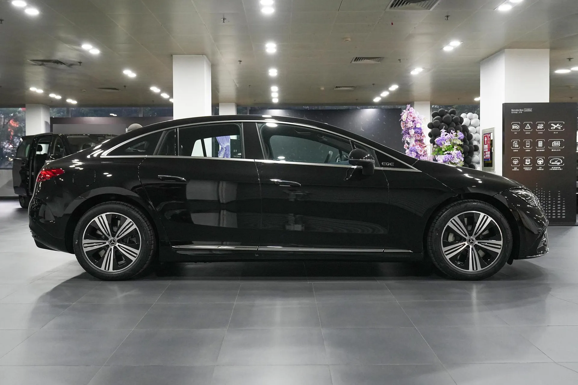  EQE 500 4MATIC Luxury