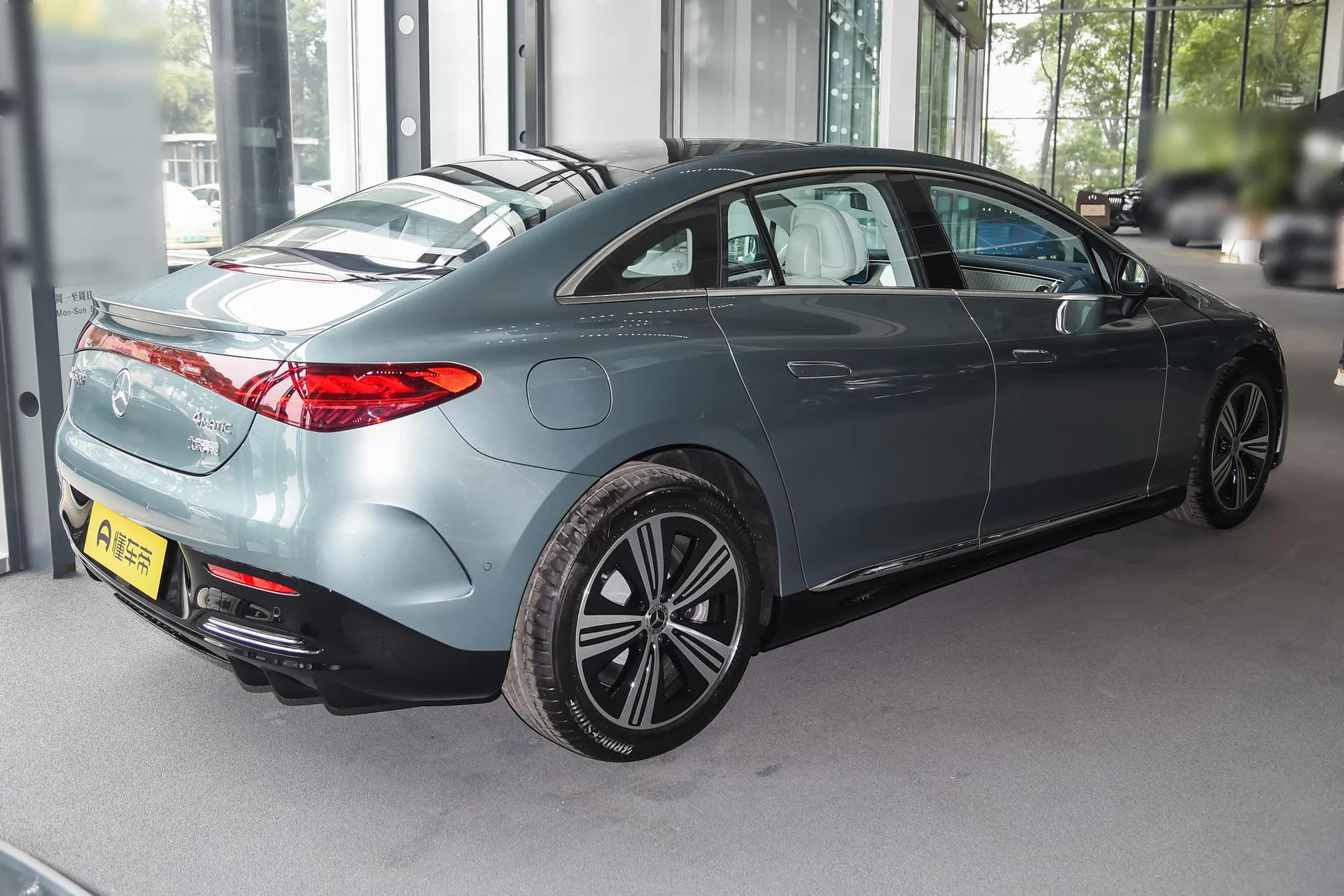  EQE 500 4MATIC Luxury