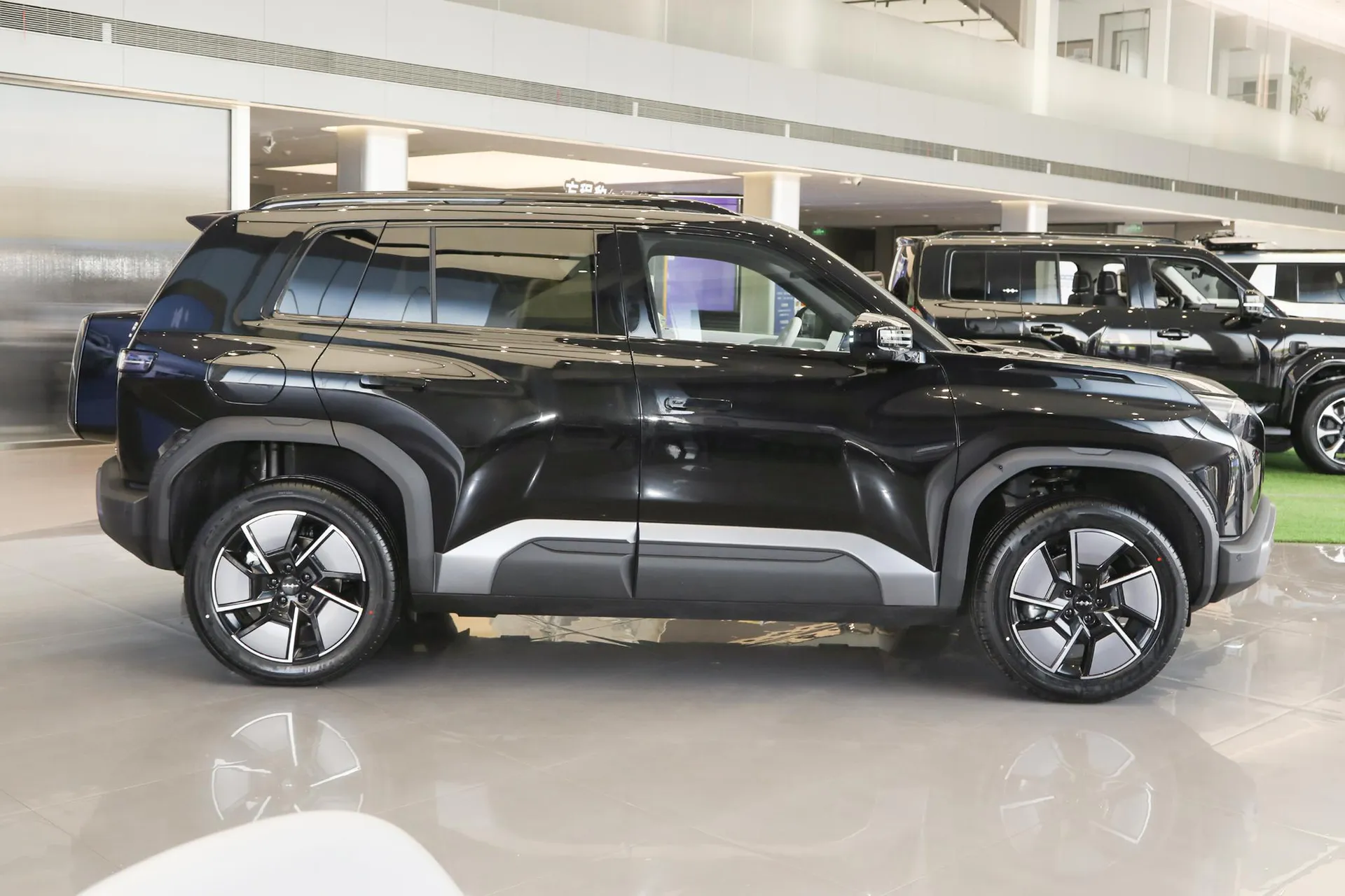 Titanium 3 501 KM AWD Max