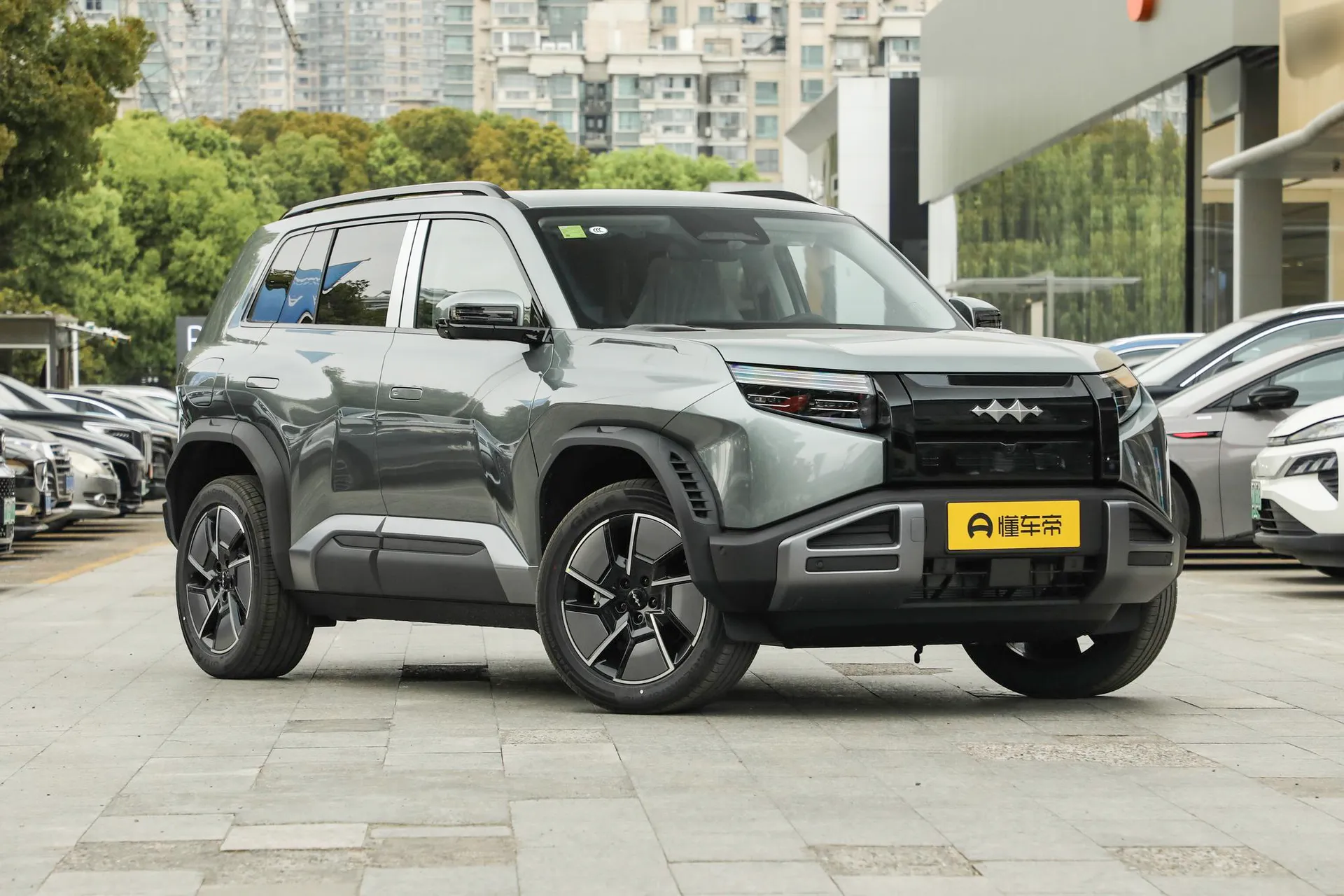  Titanium 3 501 KM AWD Max