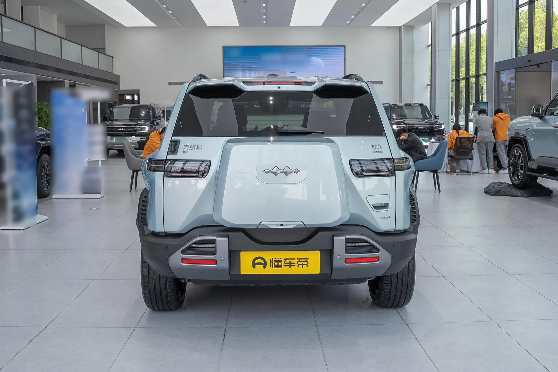  Titanium 3 501 KM AWD Max