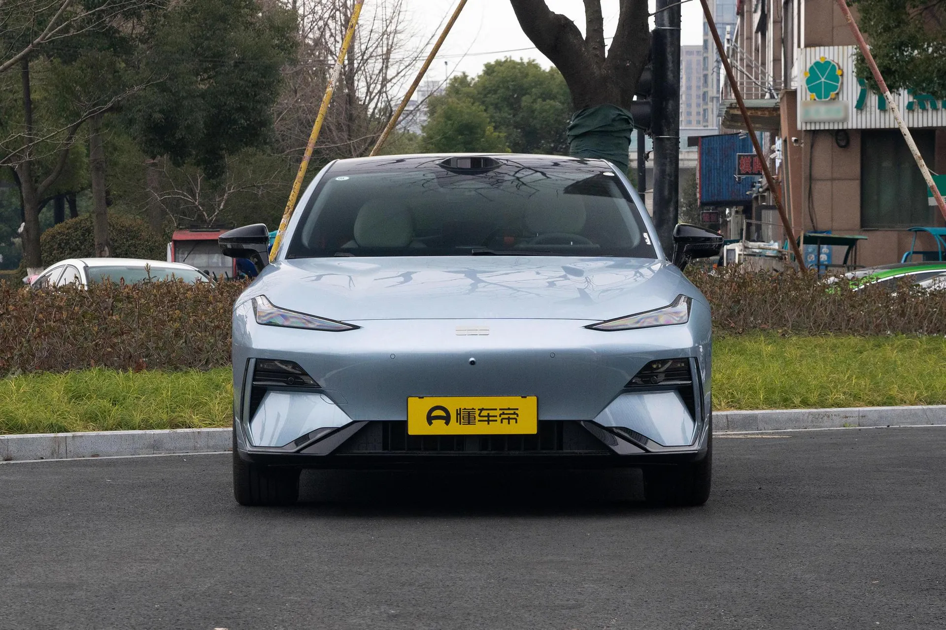  E8 620km AWD Starship LiDAR