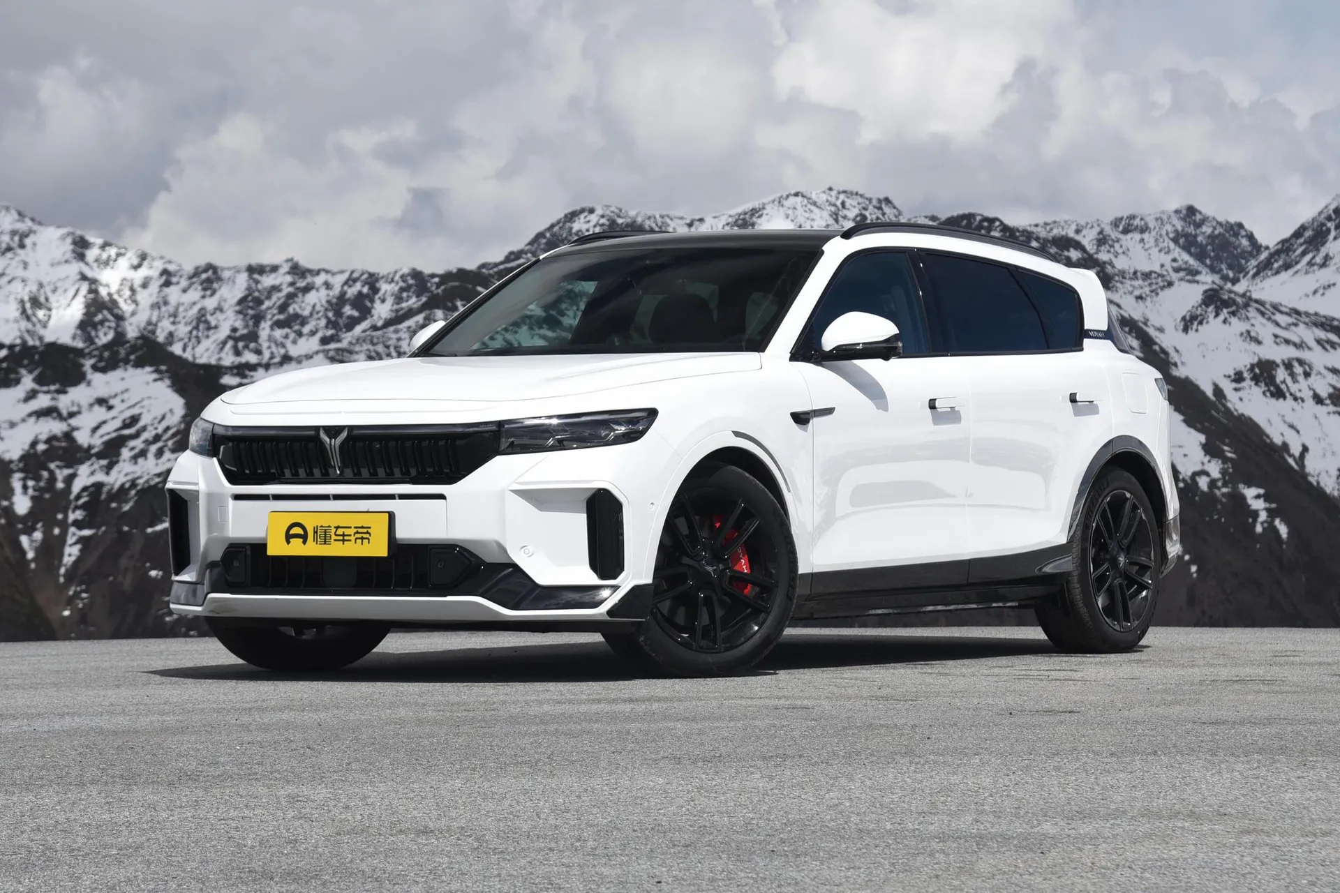  Free 318 AWD Explorer