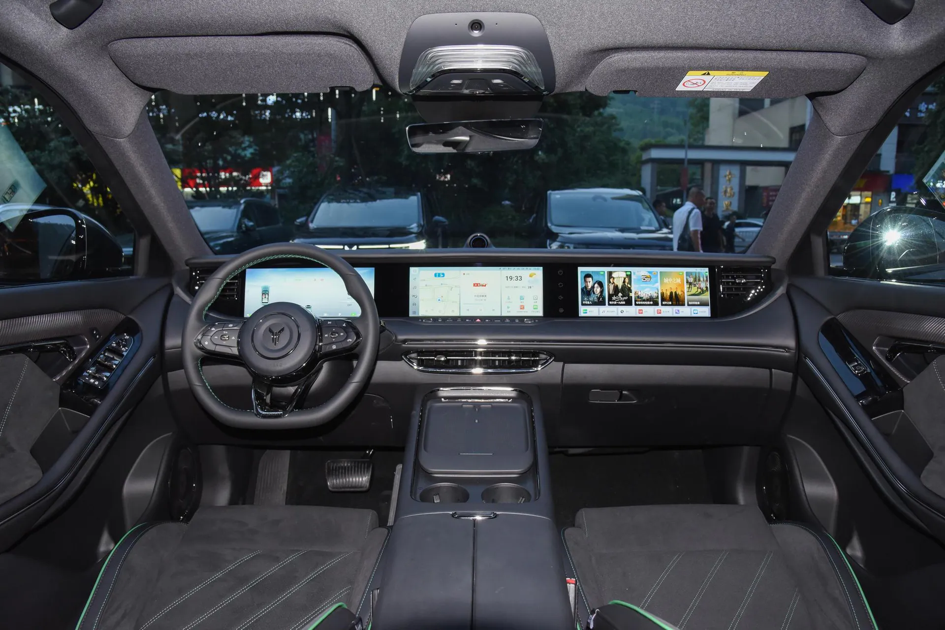  Free 318 AWD Explorer