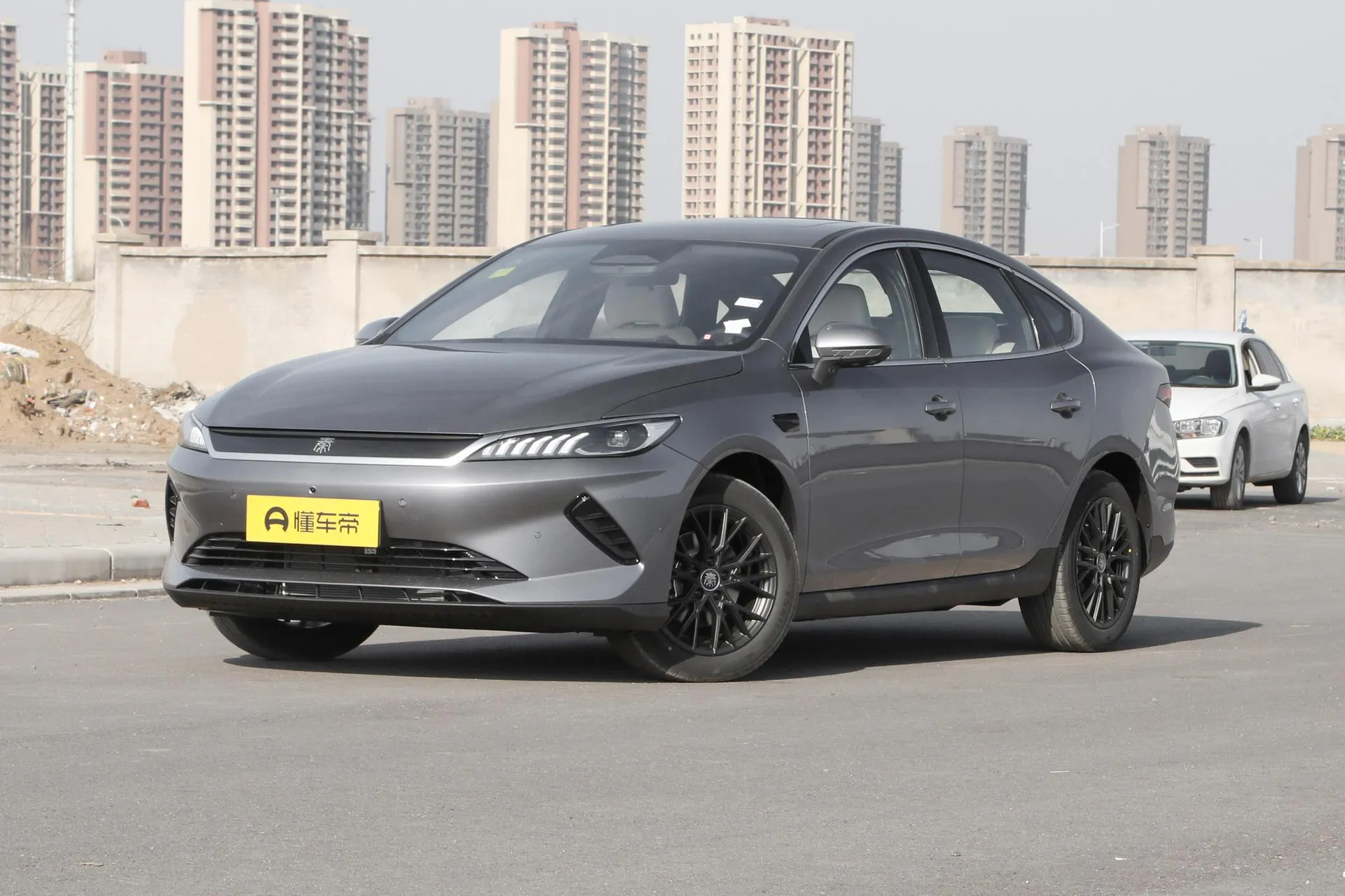  Qin Plus EV Smart Driving 510km Beyond