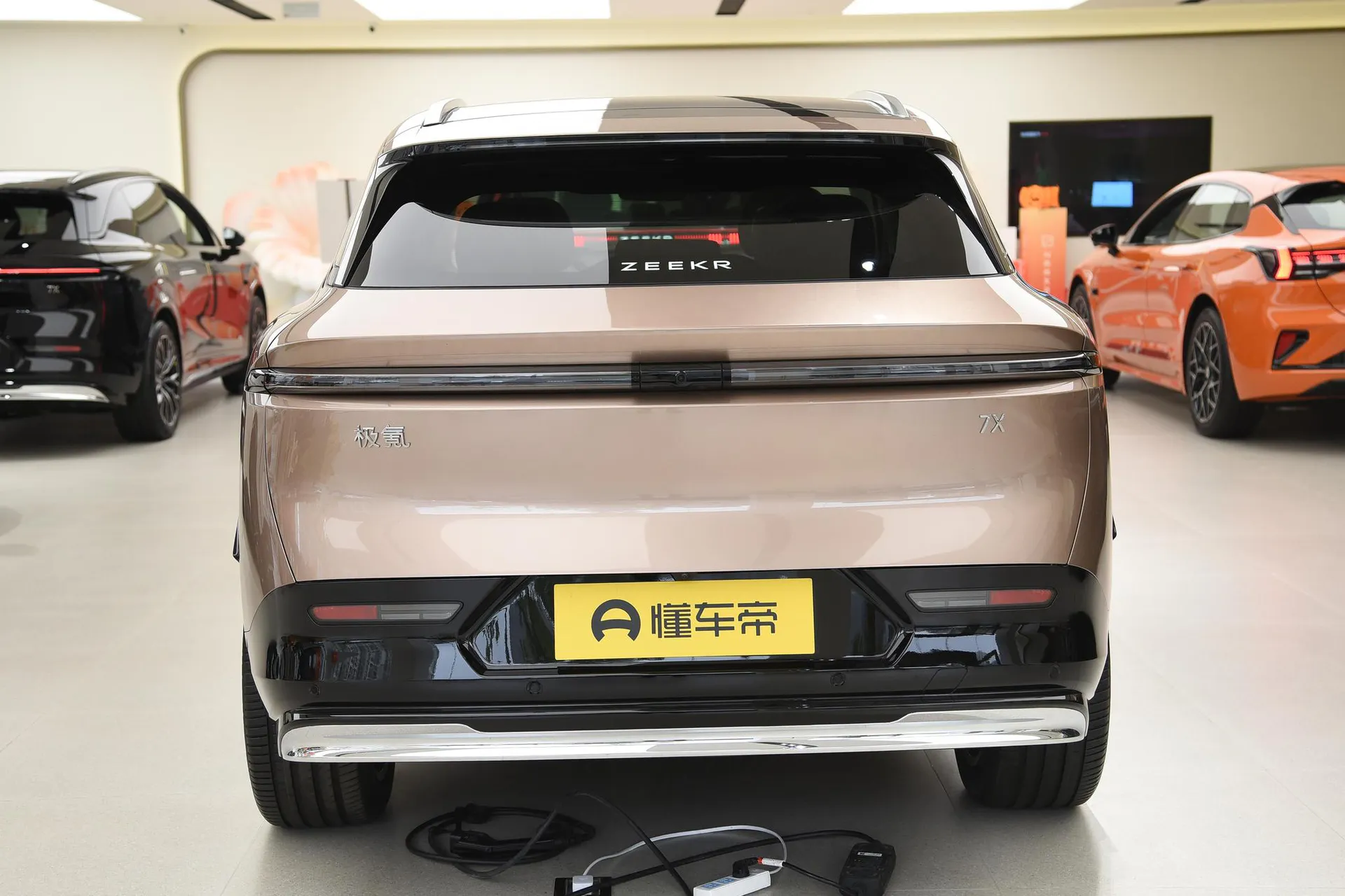  7X 100kWh Long Range AWD Smart Driving