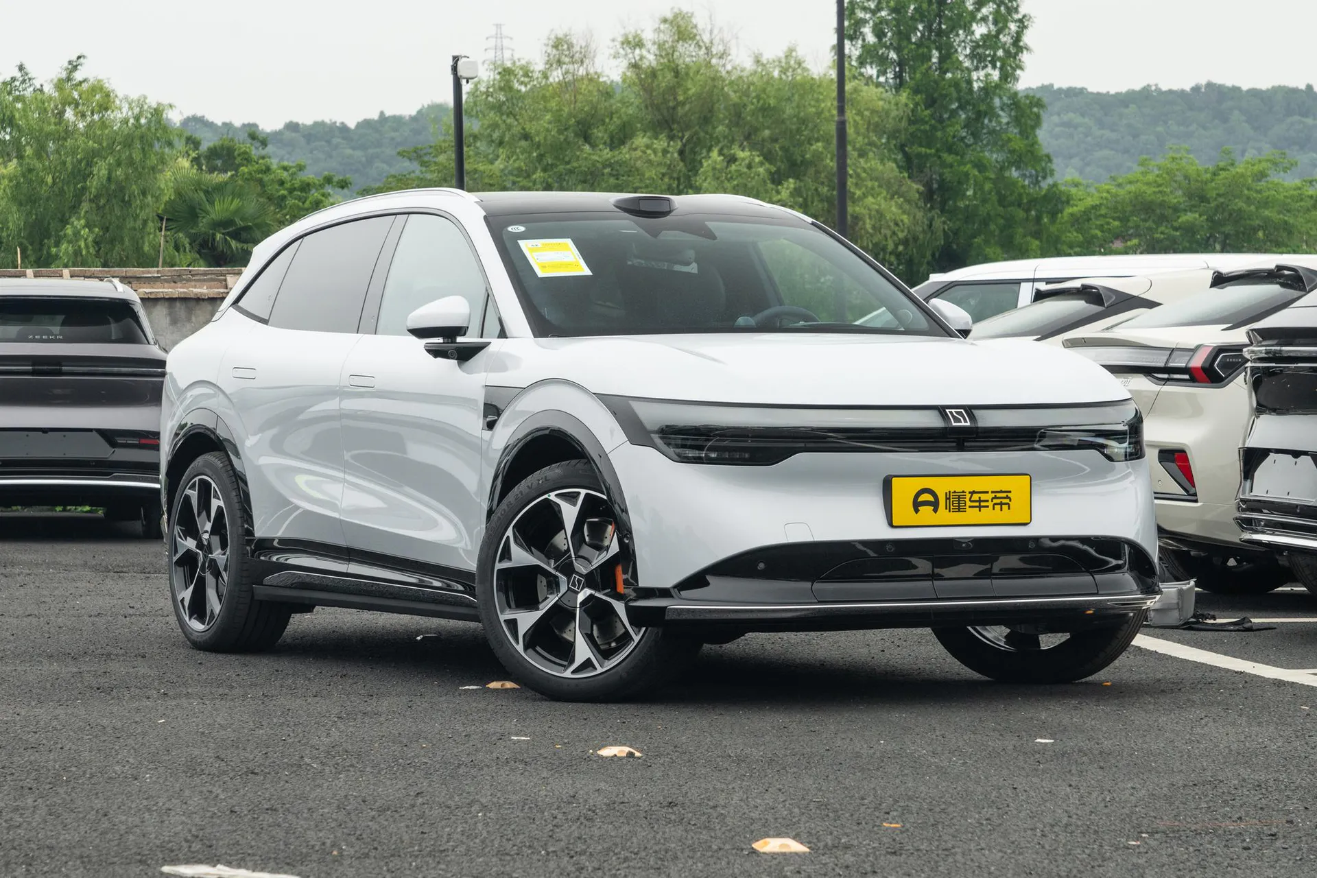  7X 100kWh Long Range AWD Smart Driving