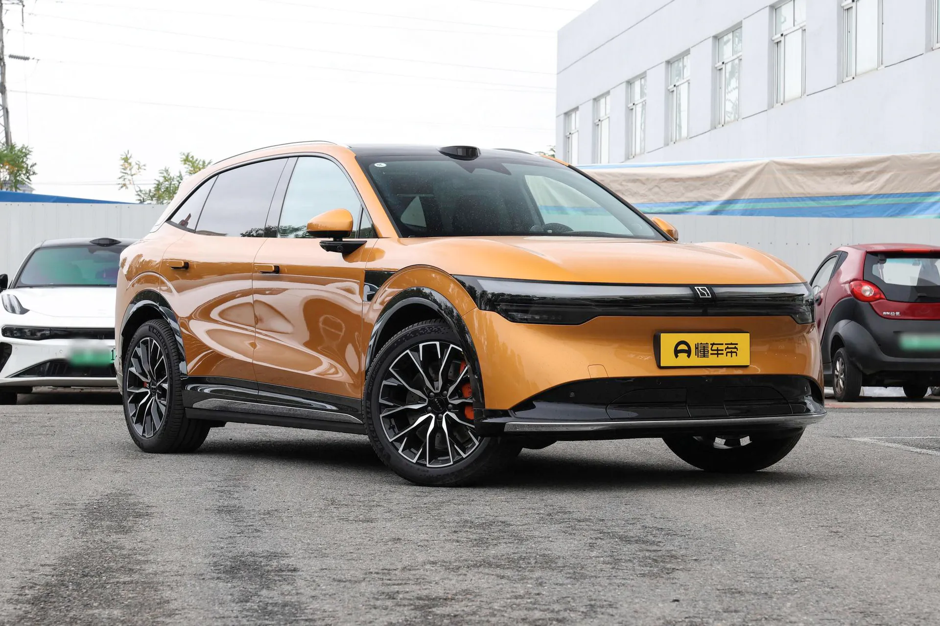  7X 100kWh Long Range AWD Smart Driving