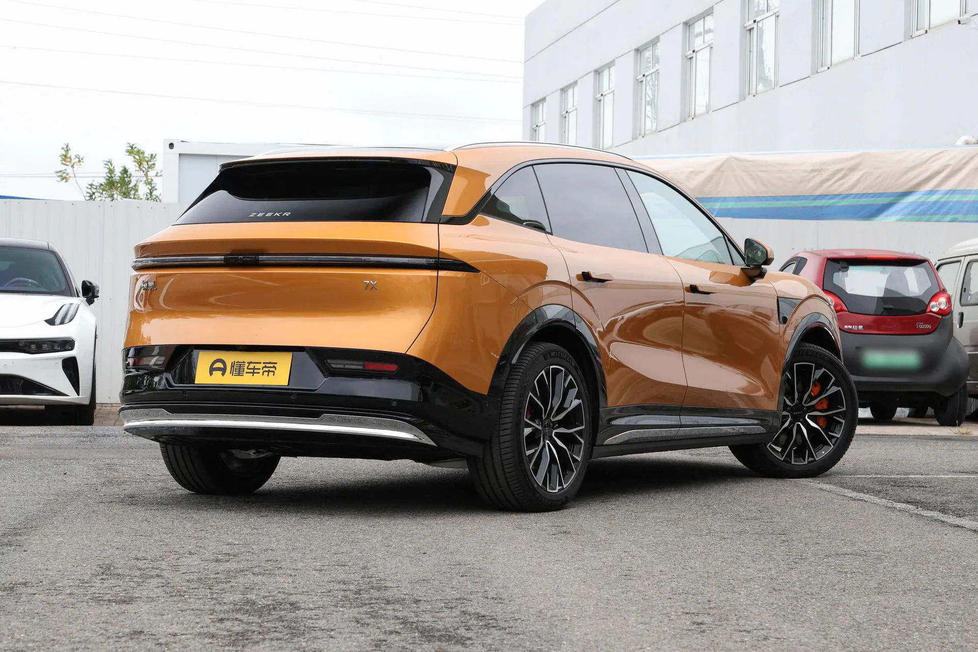  7X 100kWh Long Range AWD Smart Driving