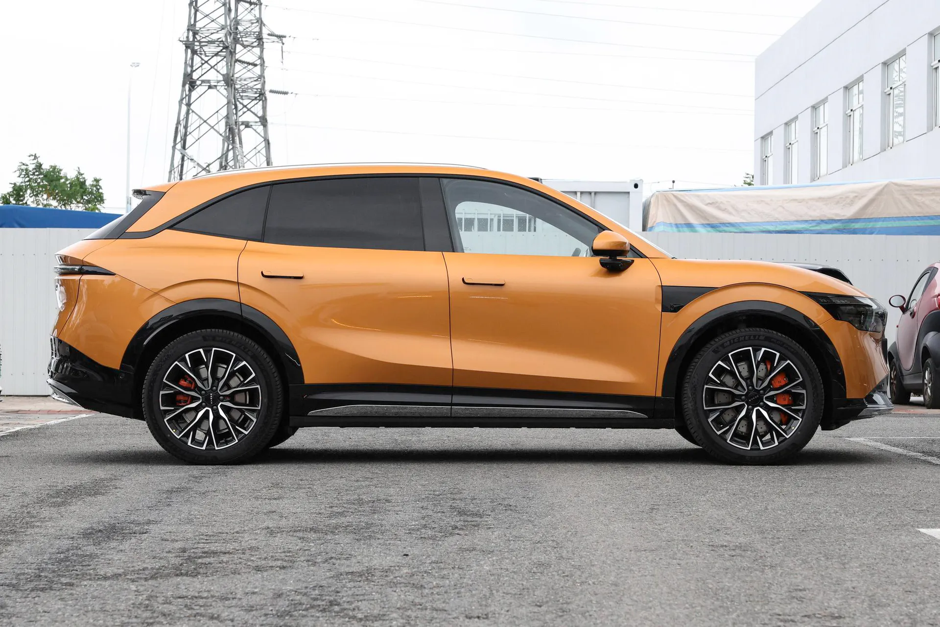  7X 100kWh Long Range AWD Smart Driving