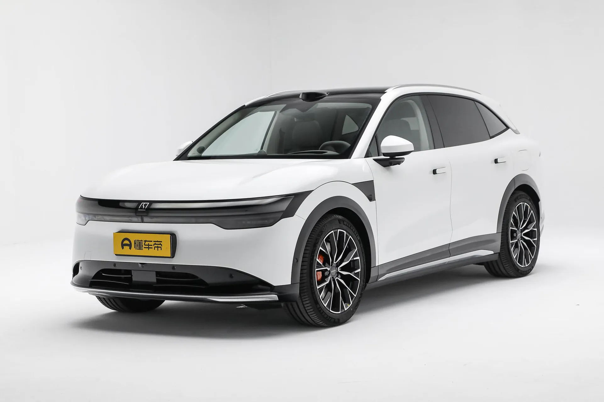  7X 100kWh Long Range AWD Smart Driving