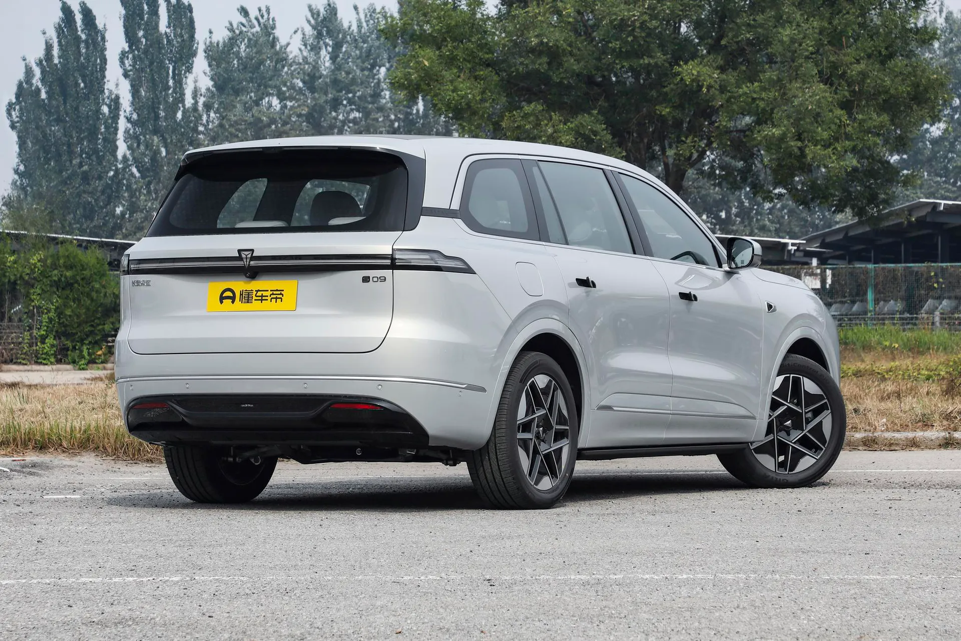  S09 Facelift RWD Max