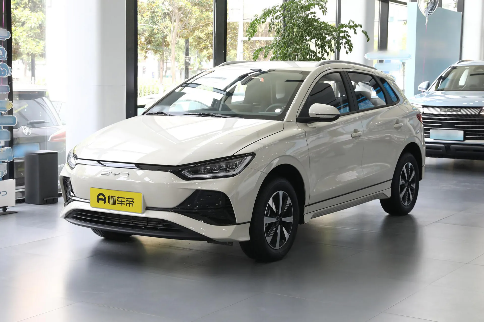 E2 Glory Luxury