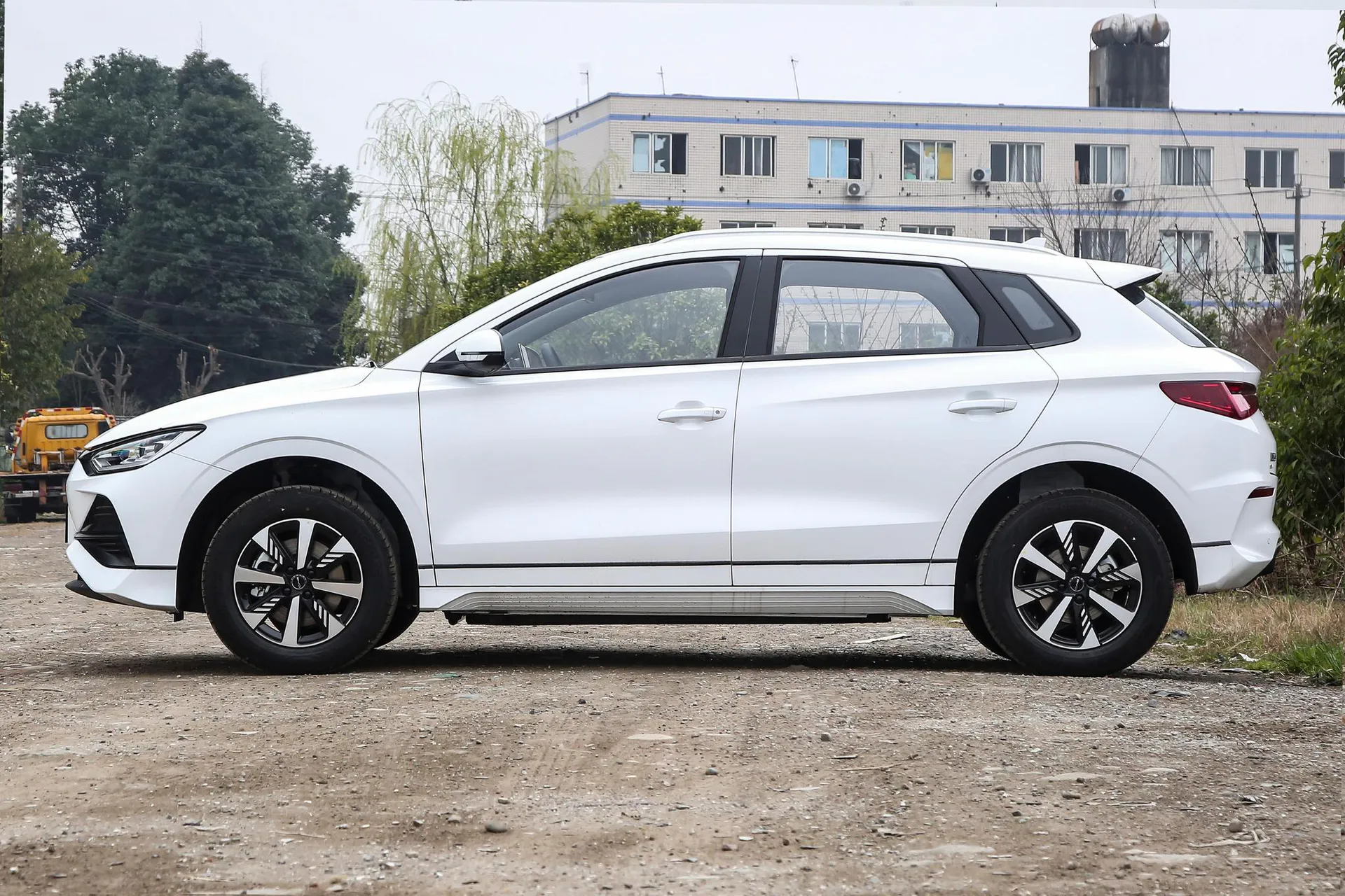  E2 Glory Luxury