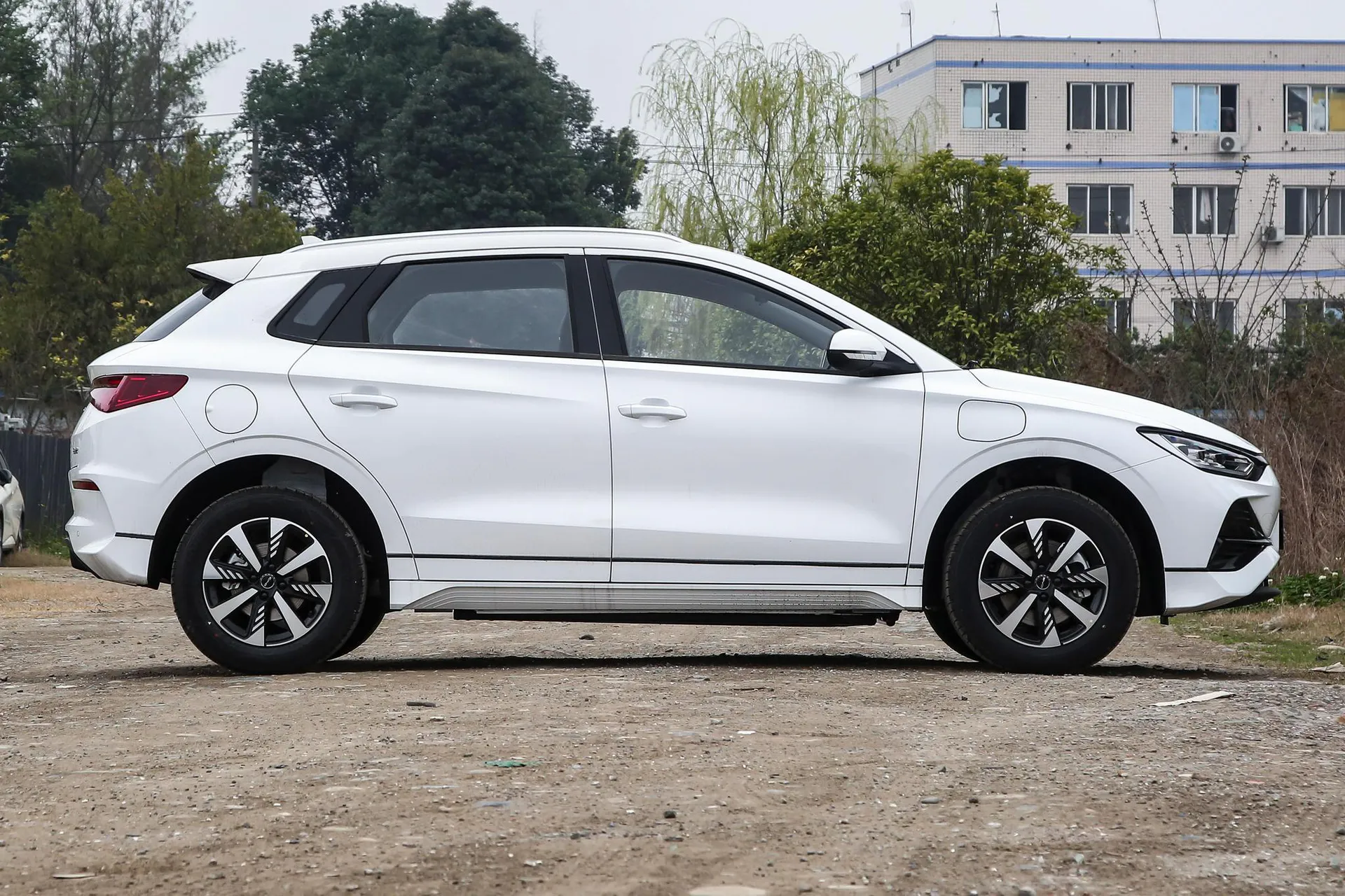  E2 Glory Luxury