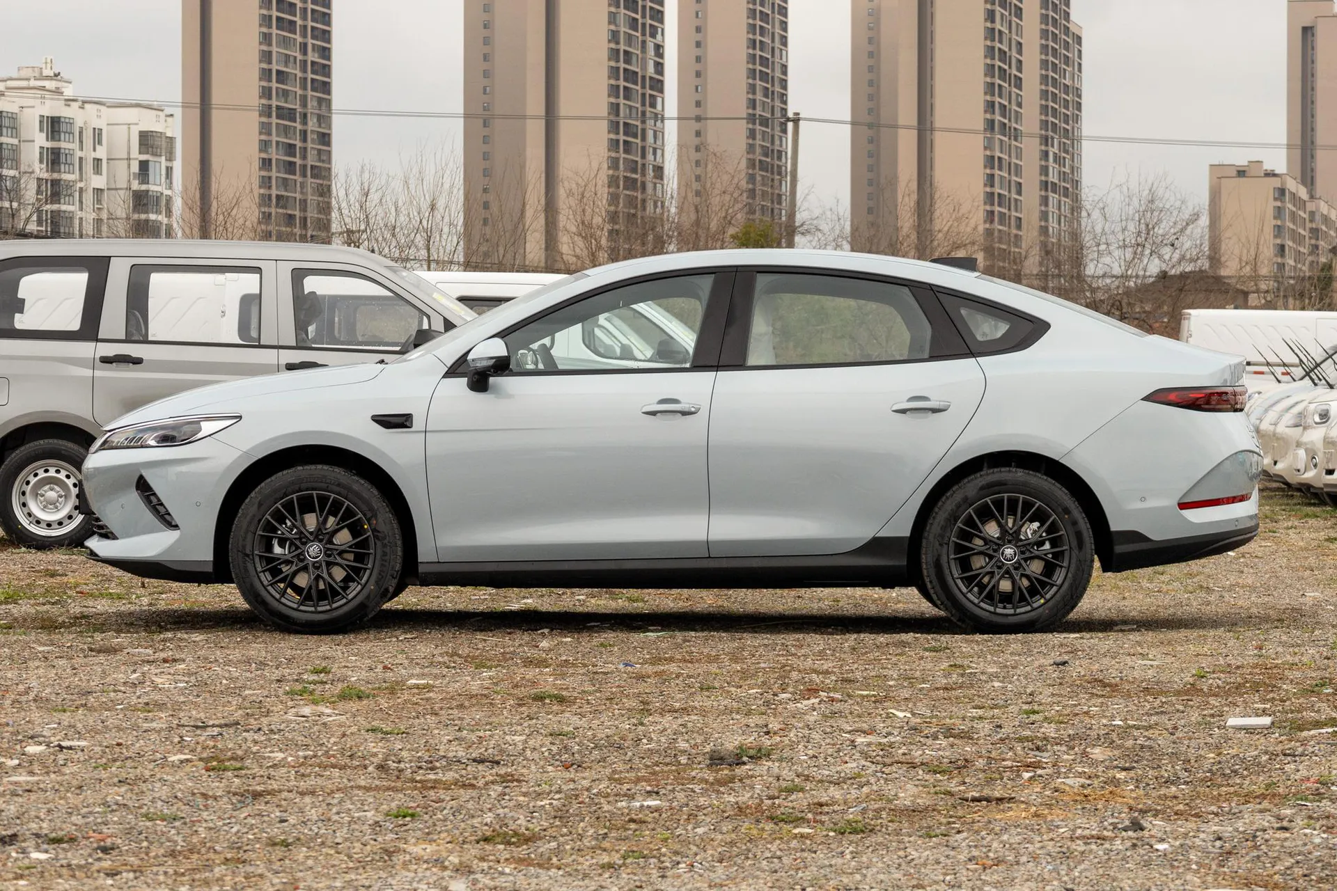  Qin Plus EV Smart Driving 420 KM Leading