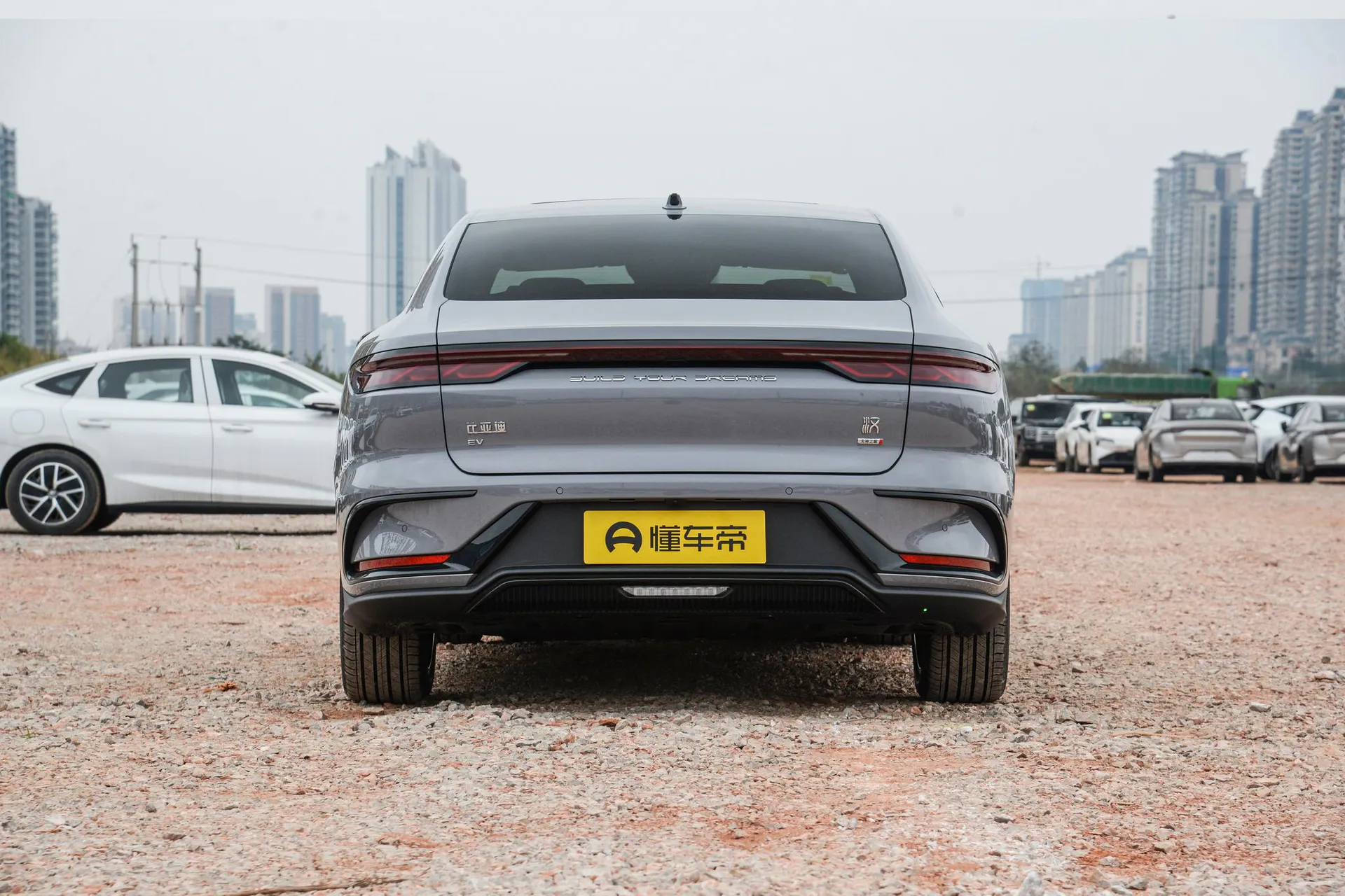  Han EV Smart Driving 701 KM LiDAR Flagship