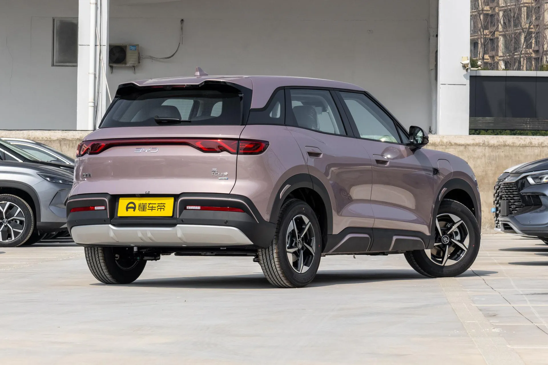  Yuan Up Smart Drive 401 KM Leading