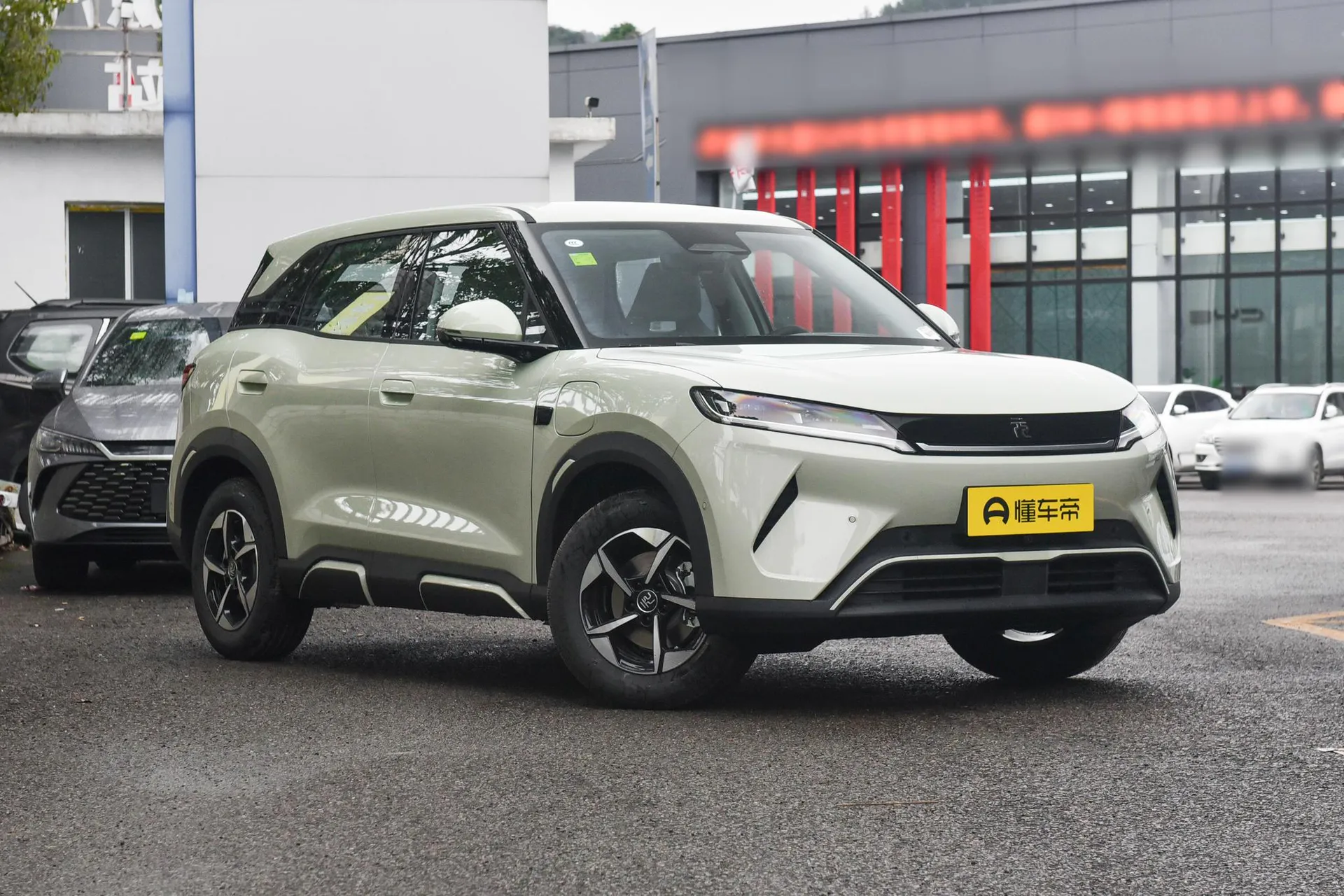  Yuan Up Smart Drive 401 KM Leading