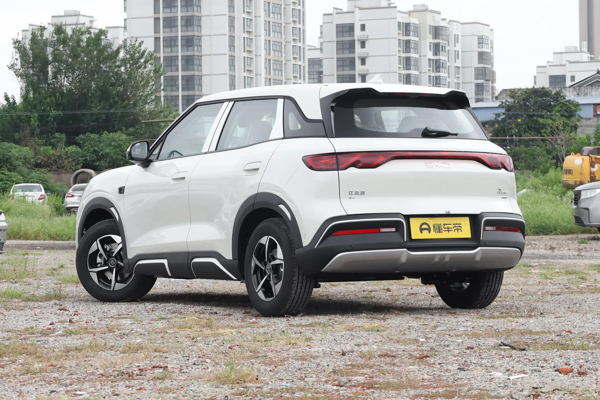 Yuan Up Smart Drive 401 KM Leading
