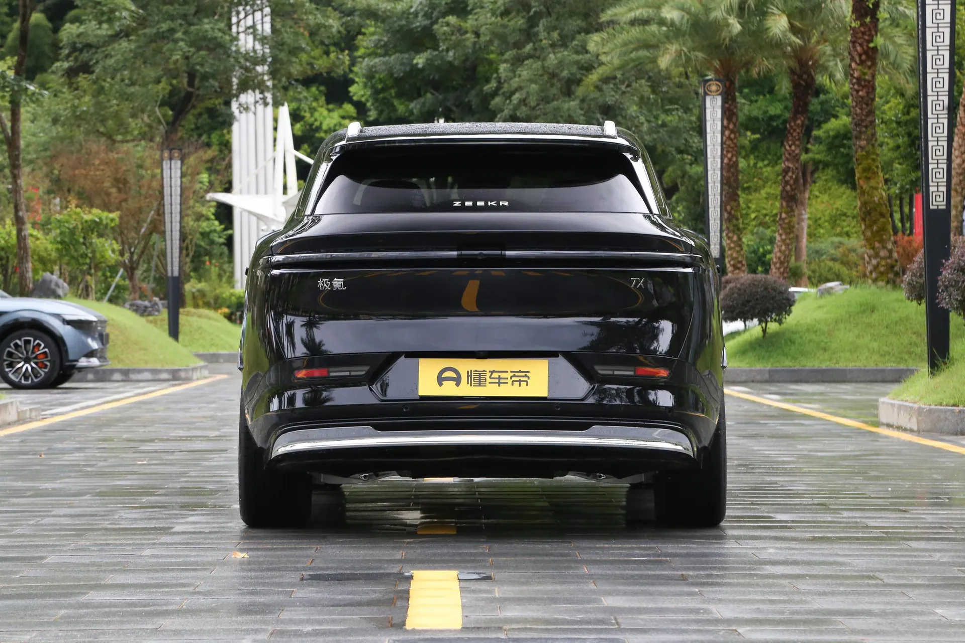  7X 100kWh Long Range RWD Smart Driving