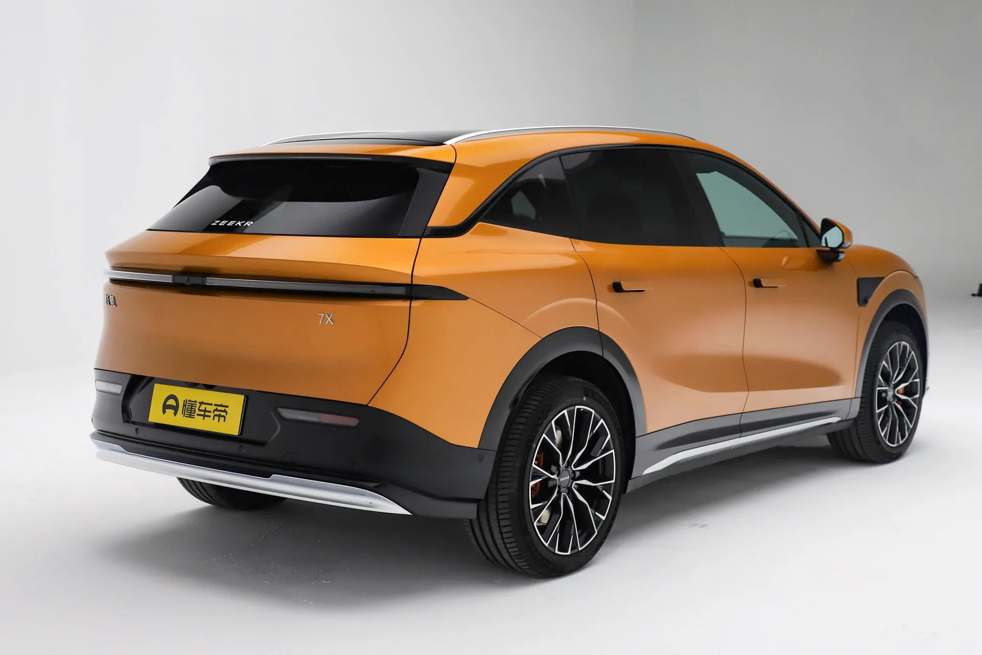  7X 100kWh Long Range RWD Smart Driving
