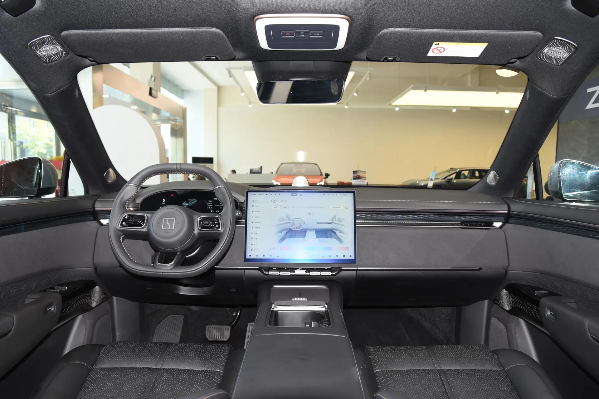  7X 100kWh Long Range RWD Smart Driving