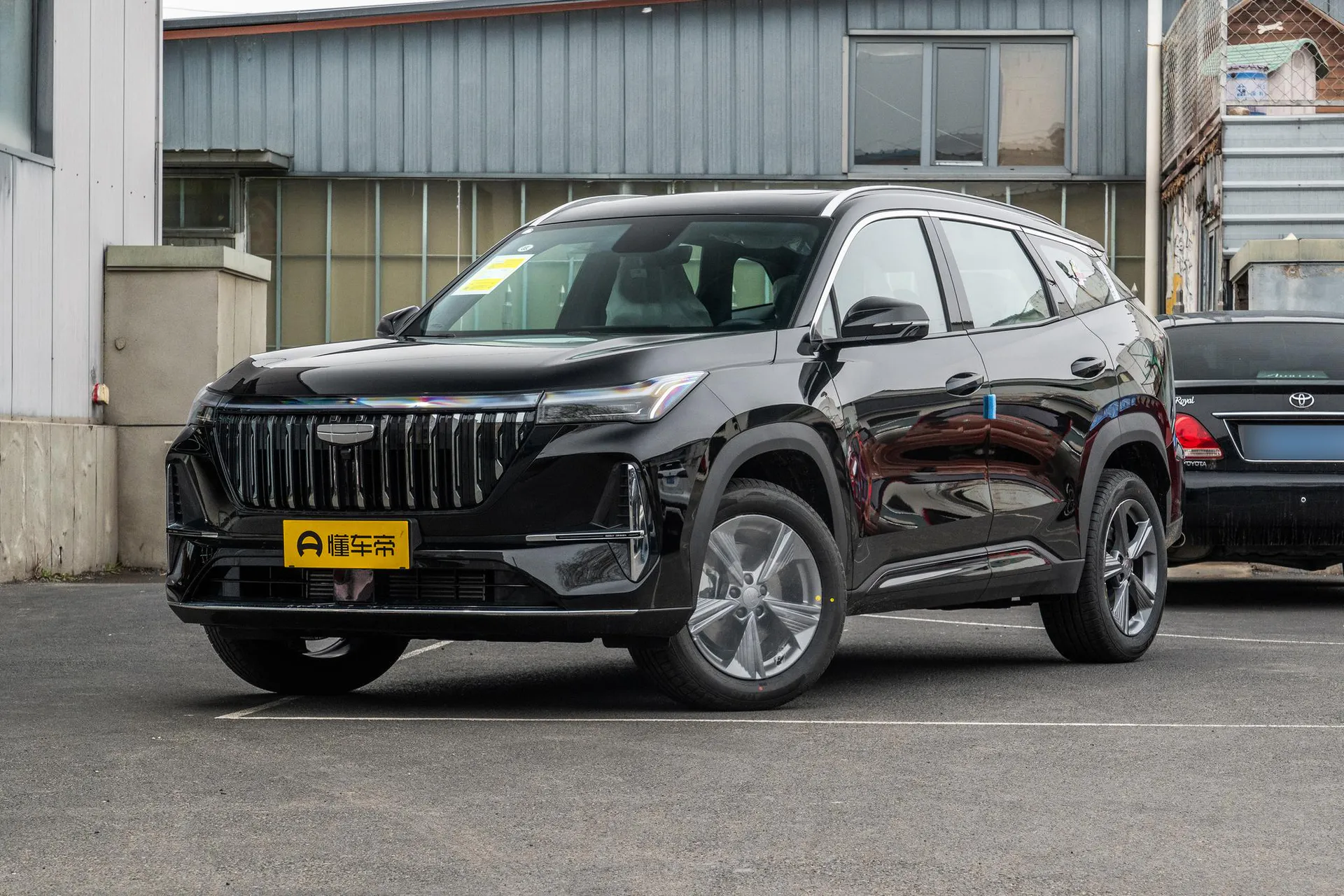 Внедорожник Geely Boyue L 4th Gen 1.5TD DCT Sail (2025)