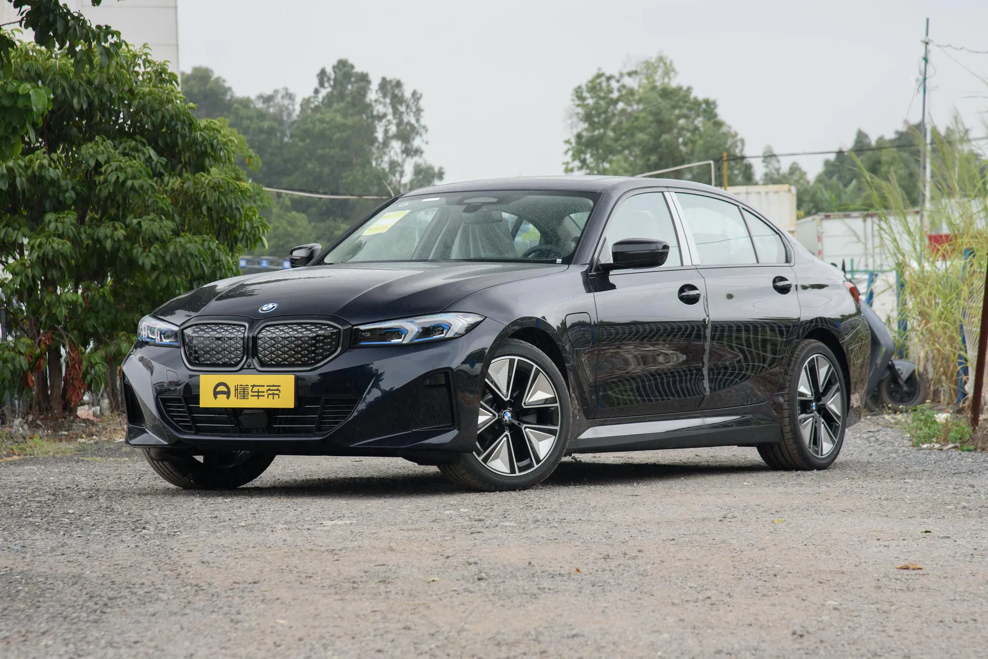  i3 eDrive 40 L Night Sport Package