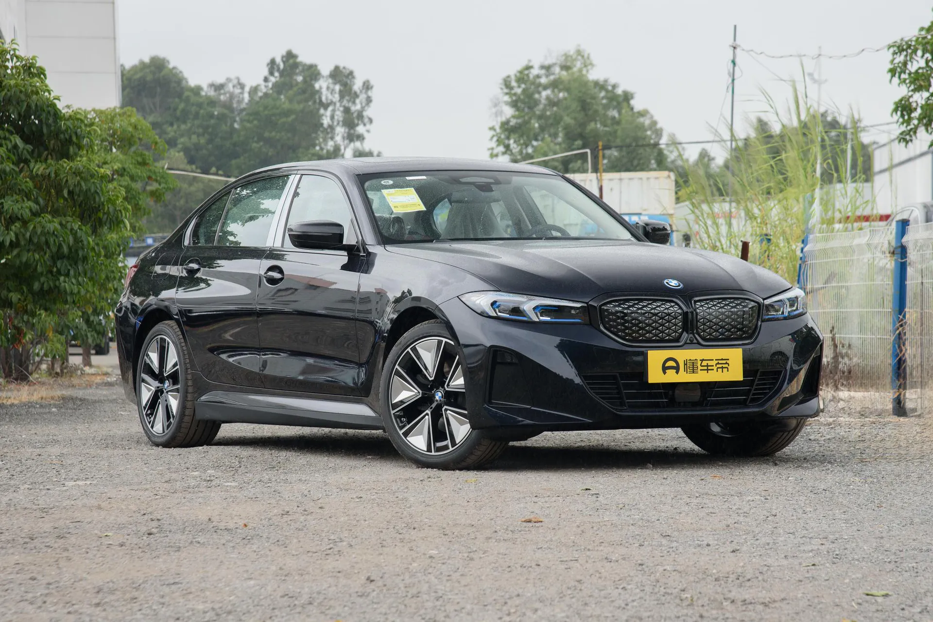  i3 eDrive 40 L Night Sport Package