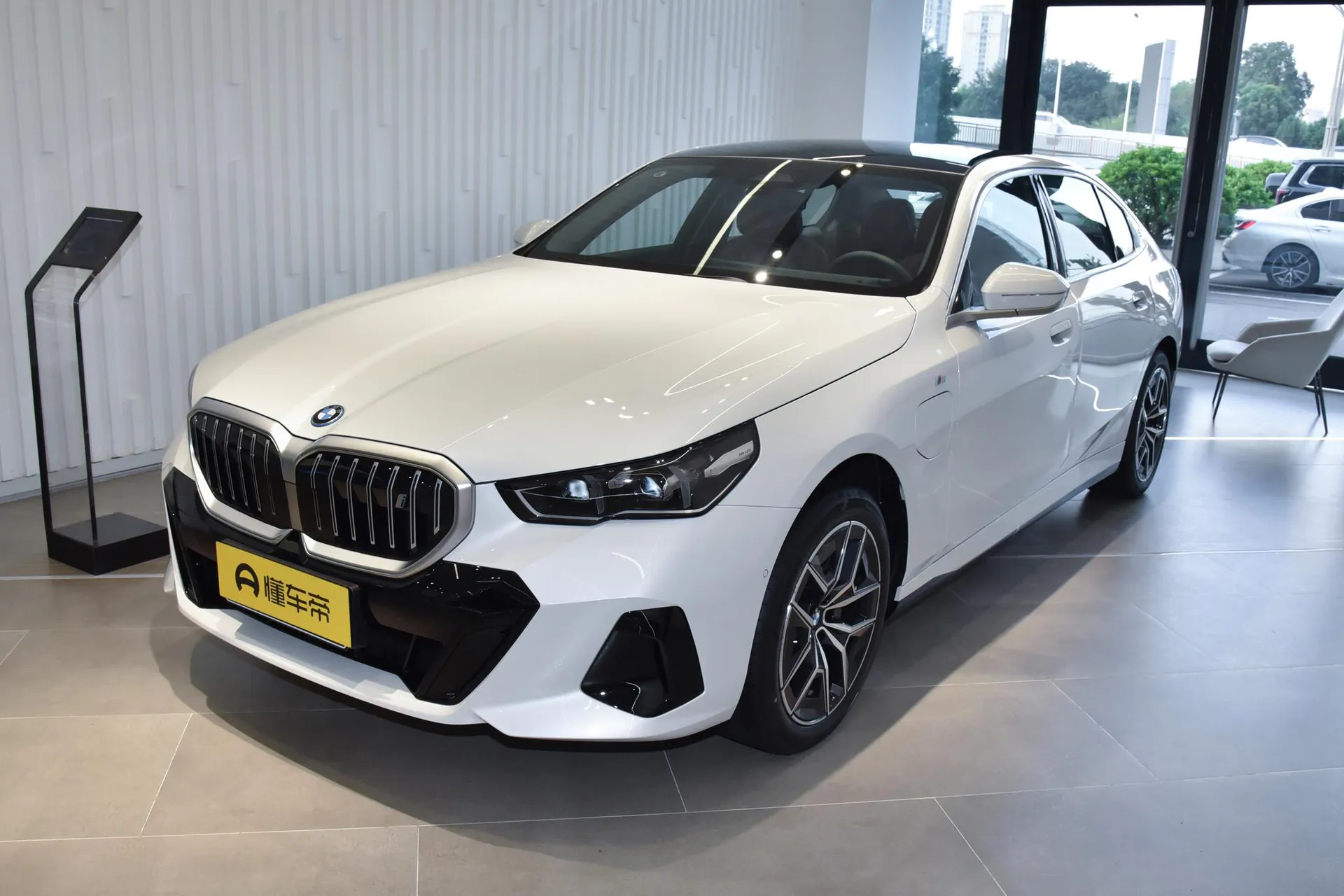  i5 Facelift eDrive 35 L M Sport