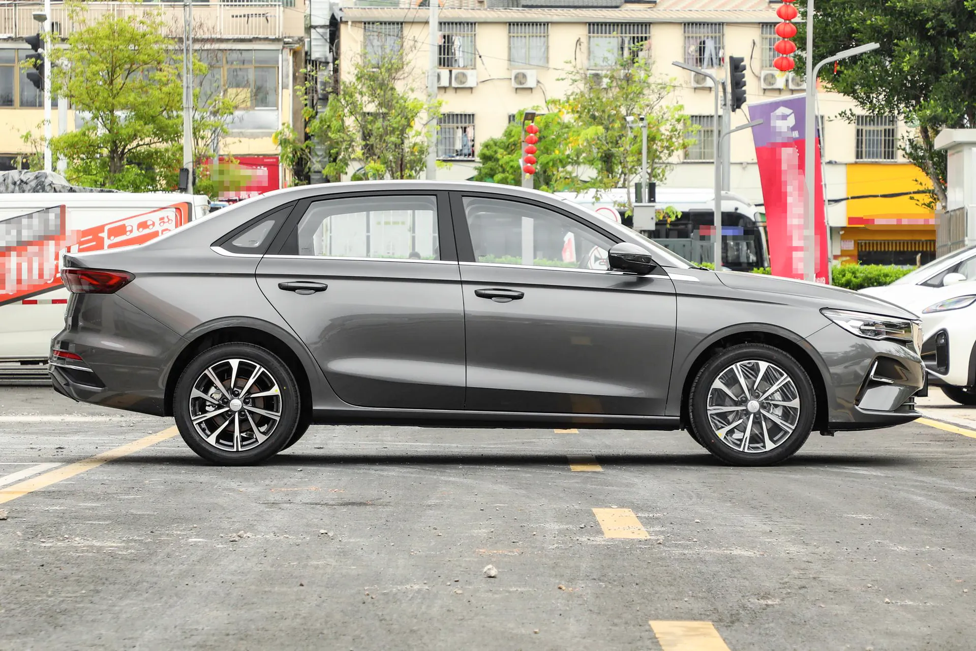  Emgrand 4 Million Commemorative 1.5L CVT Soar