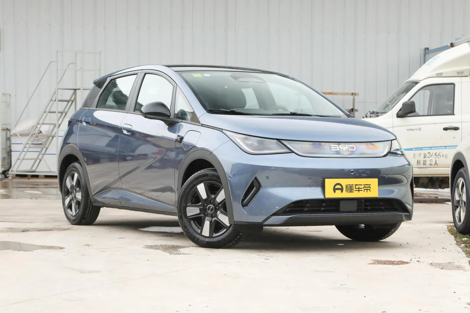  Dolphin Smart Driving 410 KM Fashion