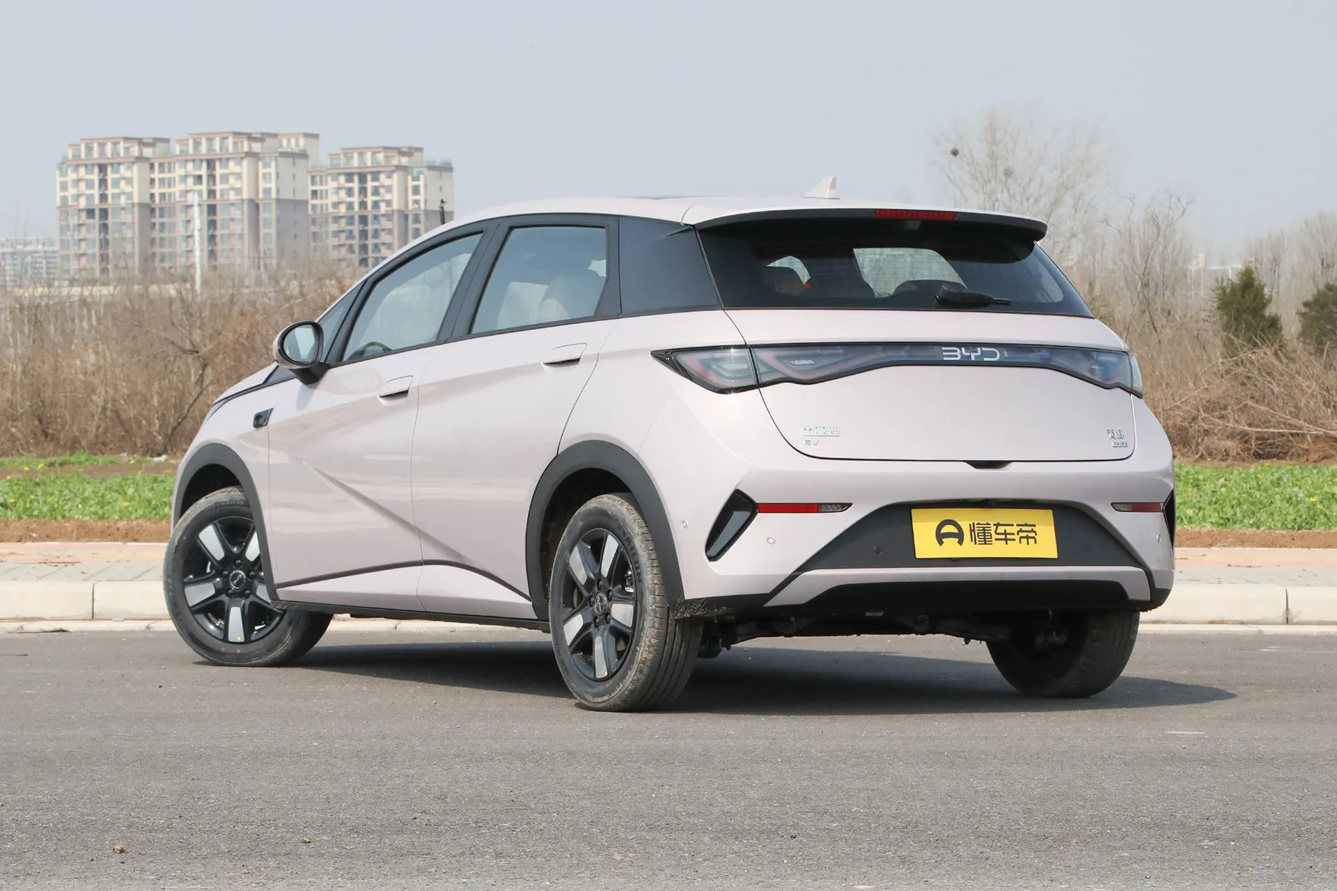  Dolphin Smart Driving 410 KM Fashion