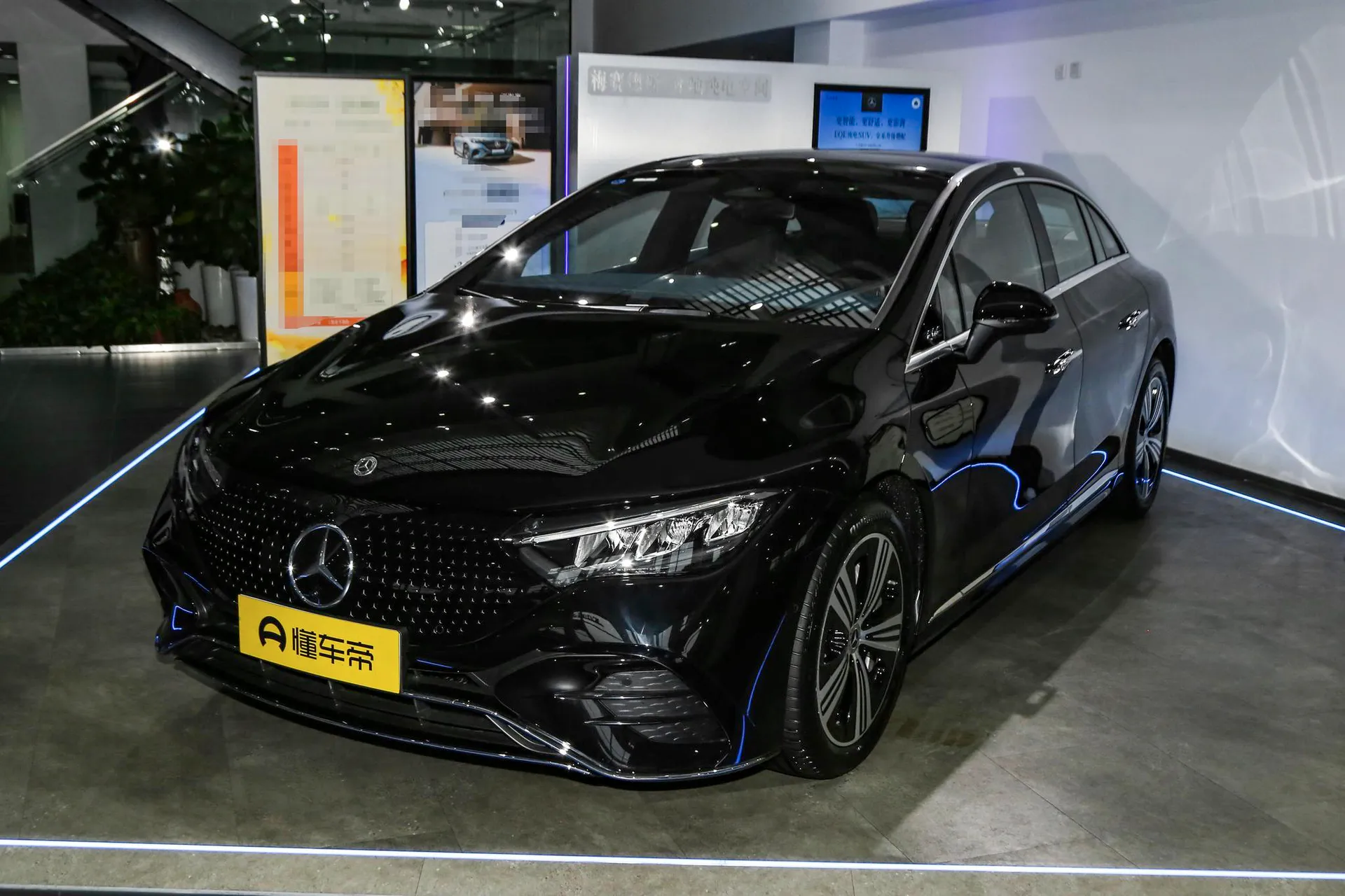  EQE 500 4MATIC Pioneer