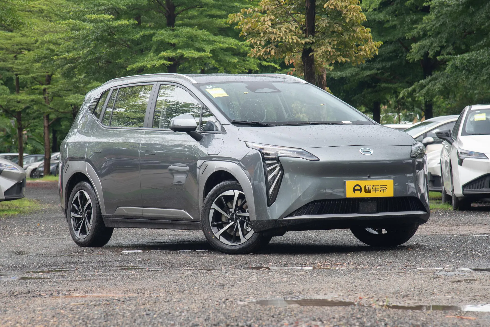  Y Plus 510 Smart Luxury