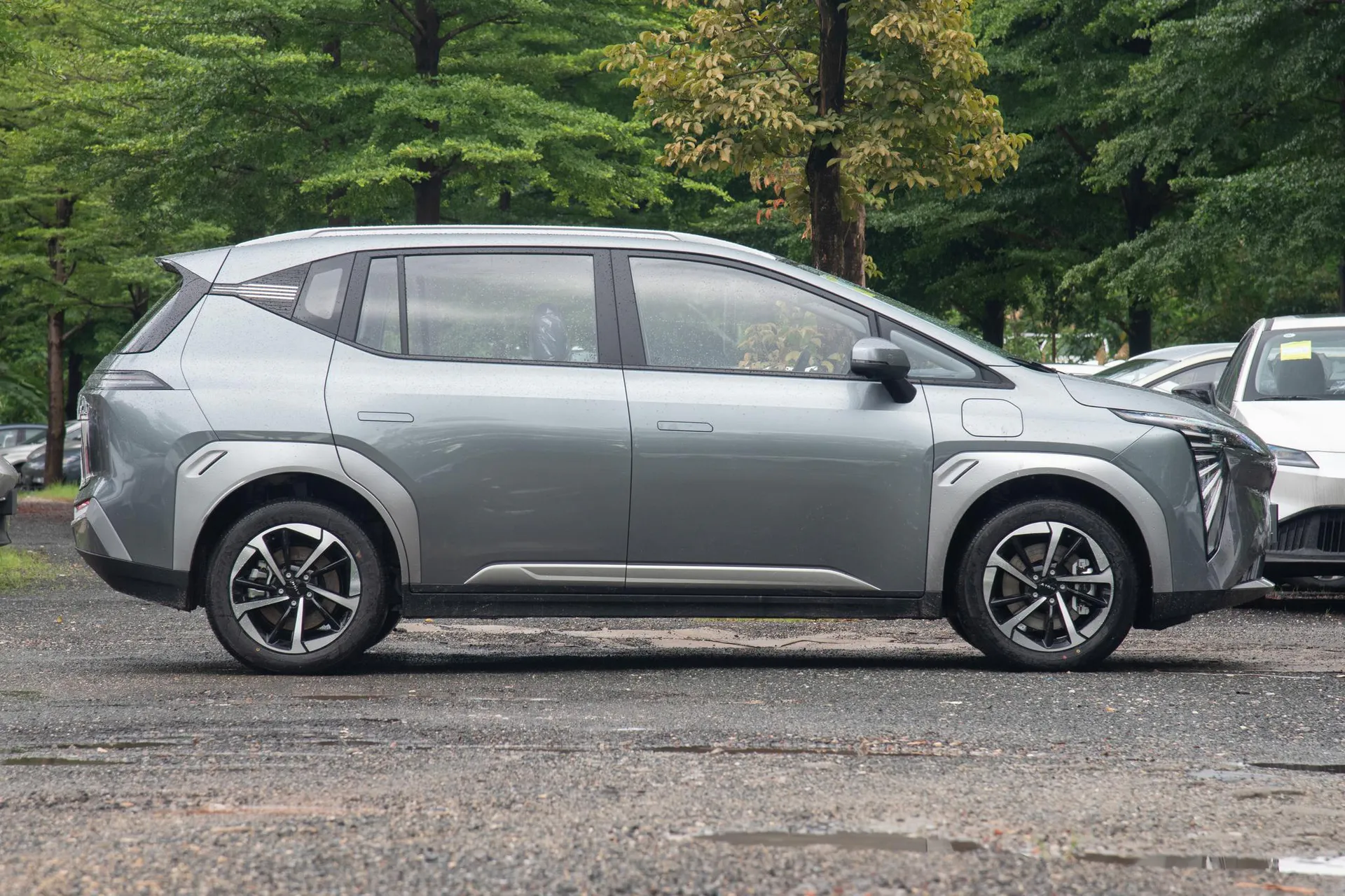  Y Plus 510 Smart Luxury