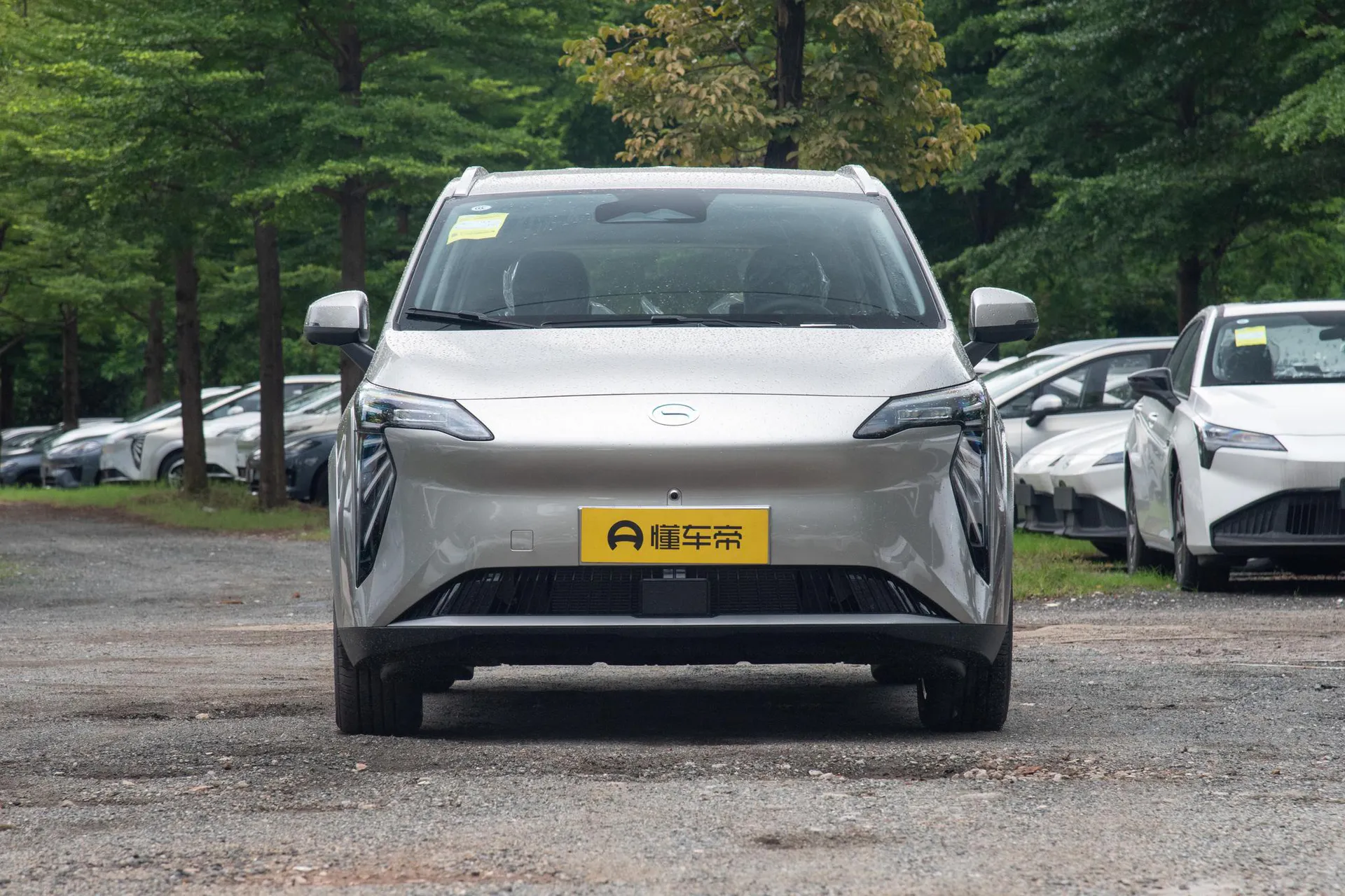  Y Plus 510 Smart Luxury