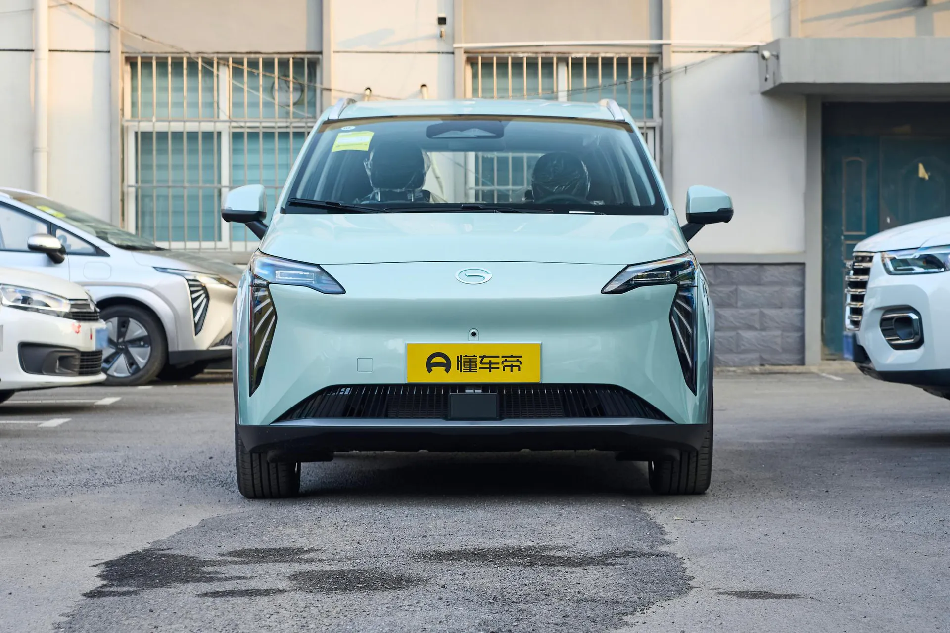 Y Plus 510 Smart Luxury