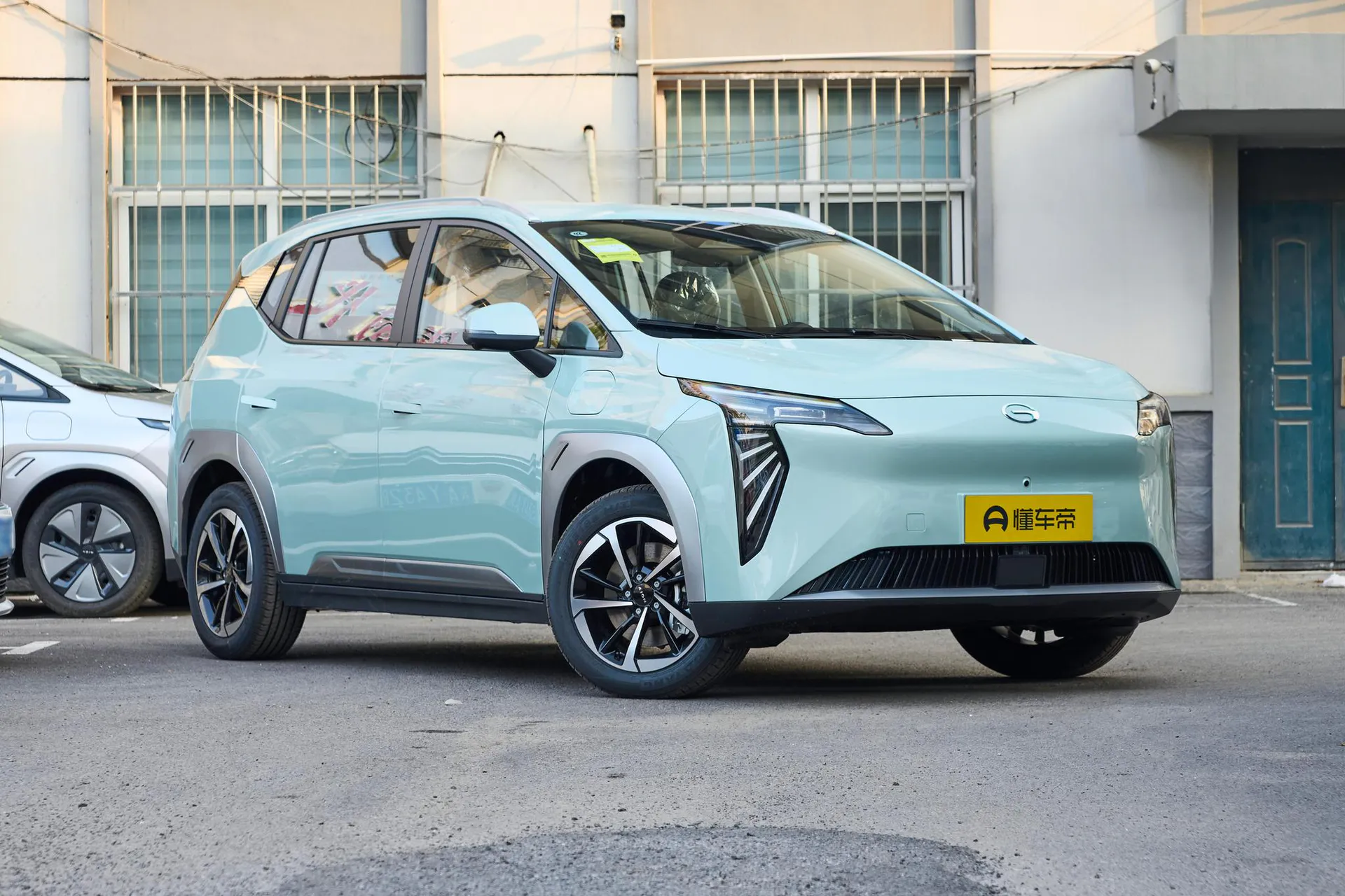  Y Plus 510 Smart Luxury