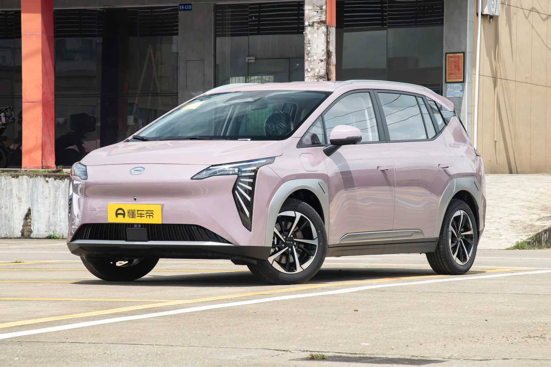  Y Plus 510 Smart Luxury