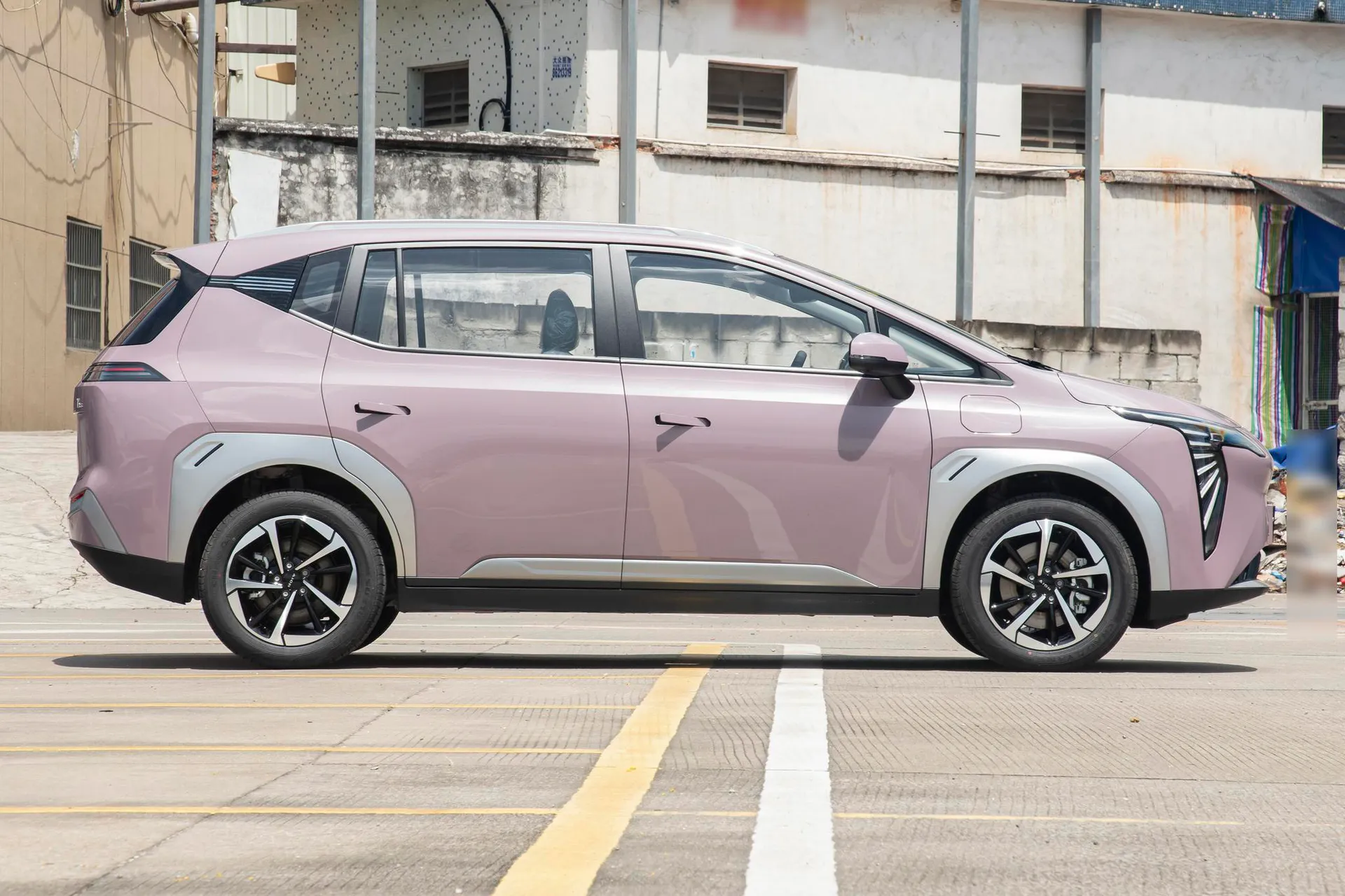  Y Plus 510 Smart Luxury