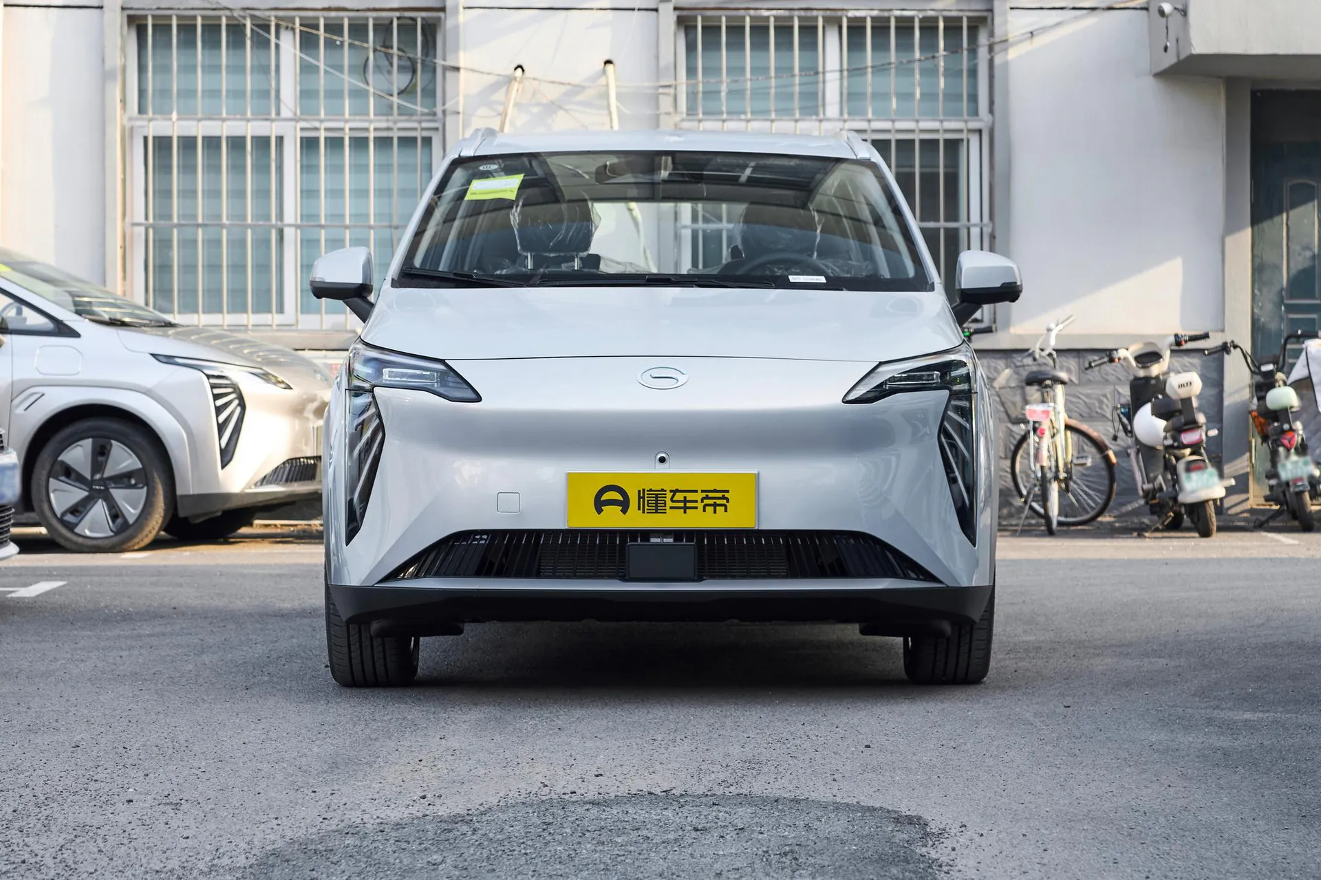  Y Plus 510 Smart Luxury